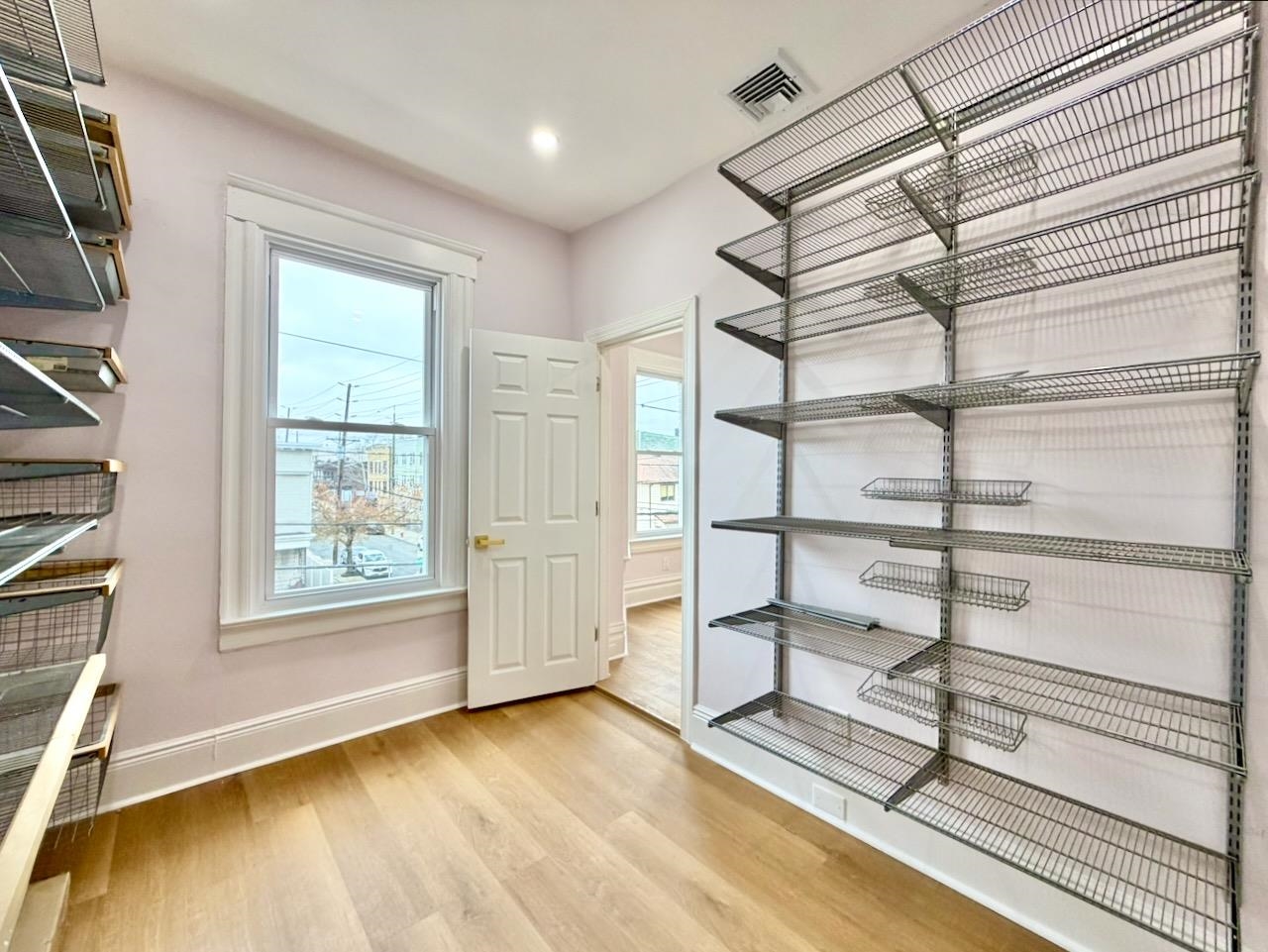 130 BEACH ST Unit: 2