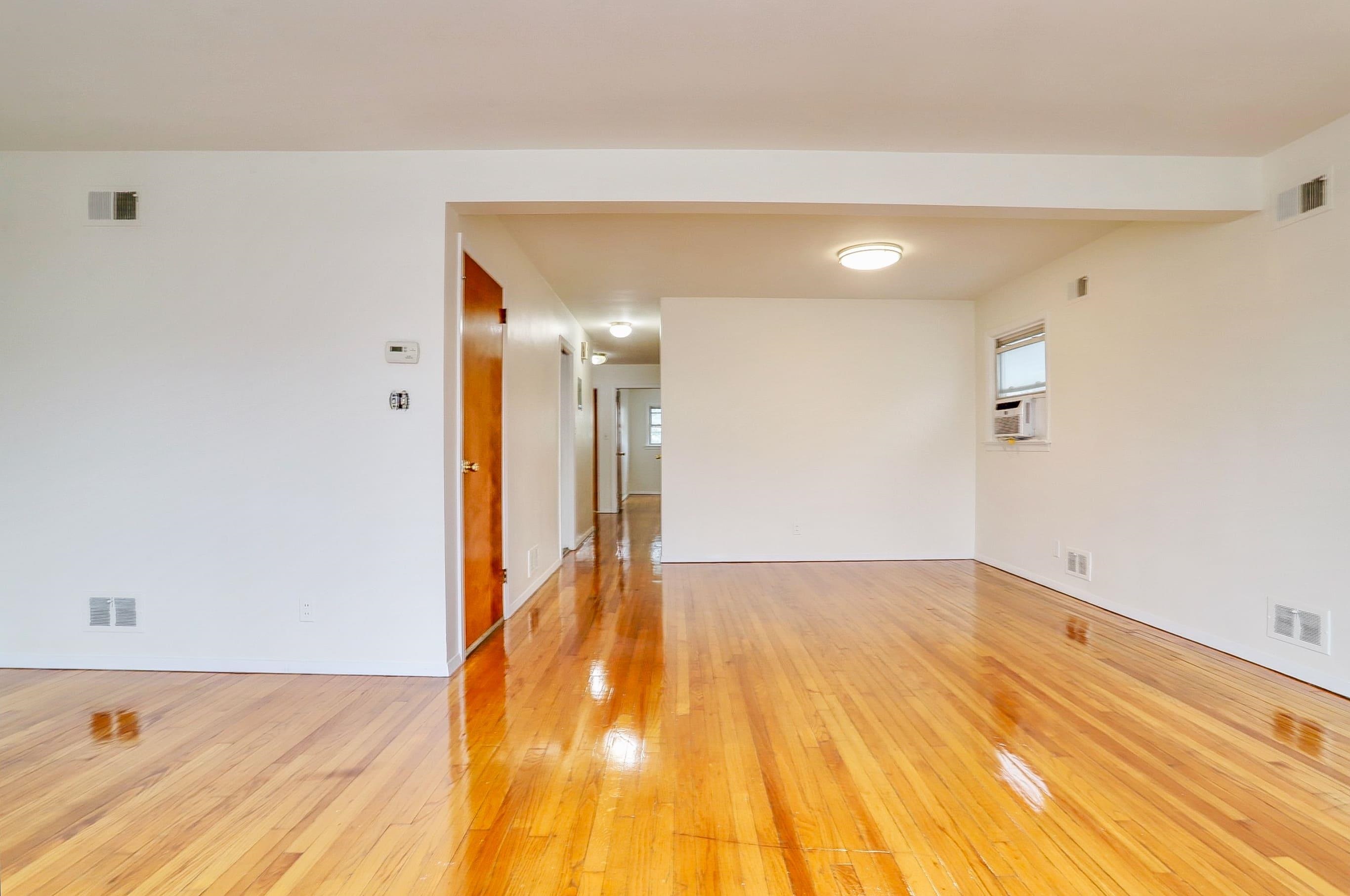 502 AVENUE E Unit: 2