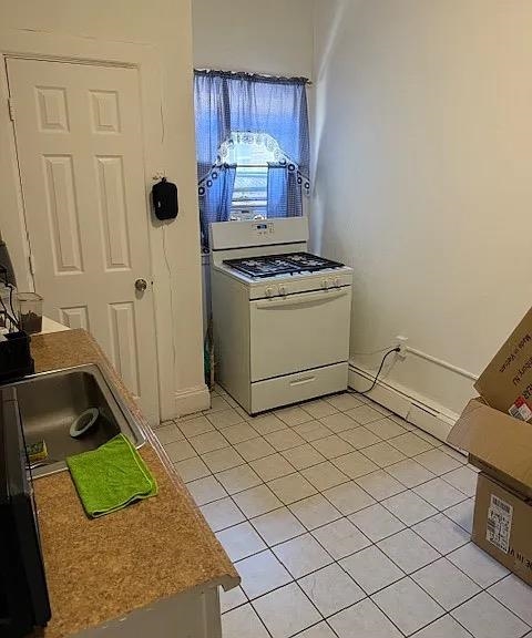 44 WEST 54TH ST Unit: 2F