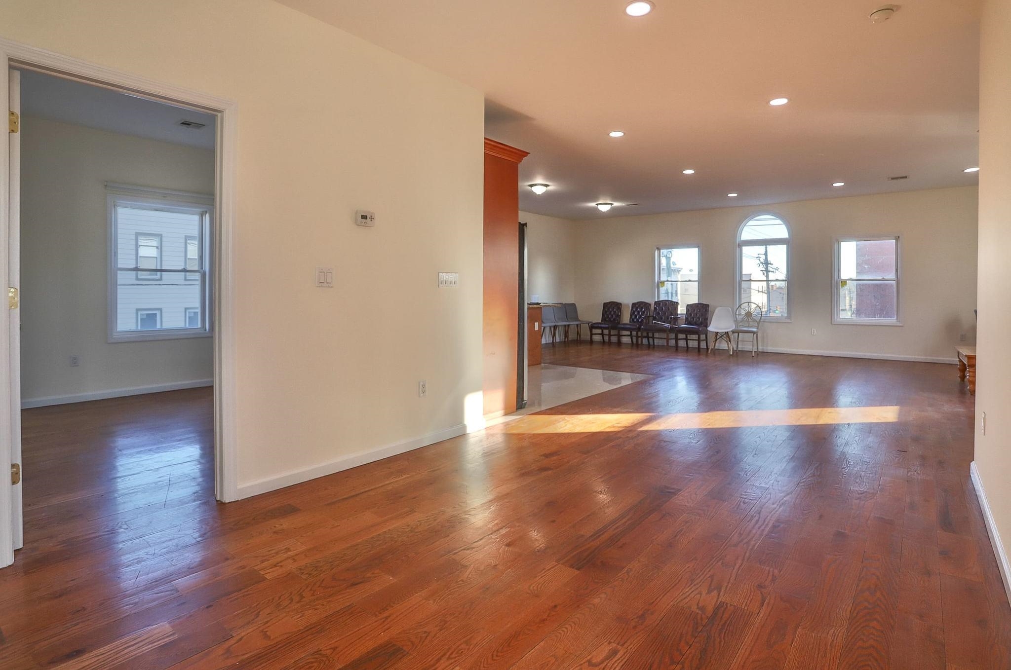 52 PATERSON ST Unit: 2