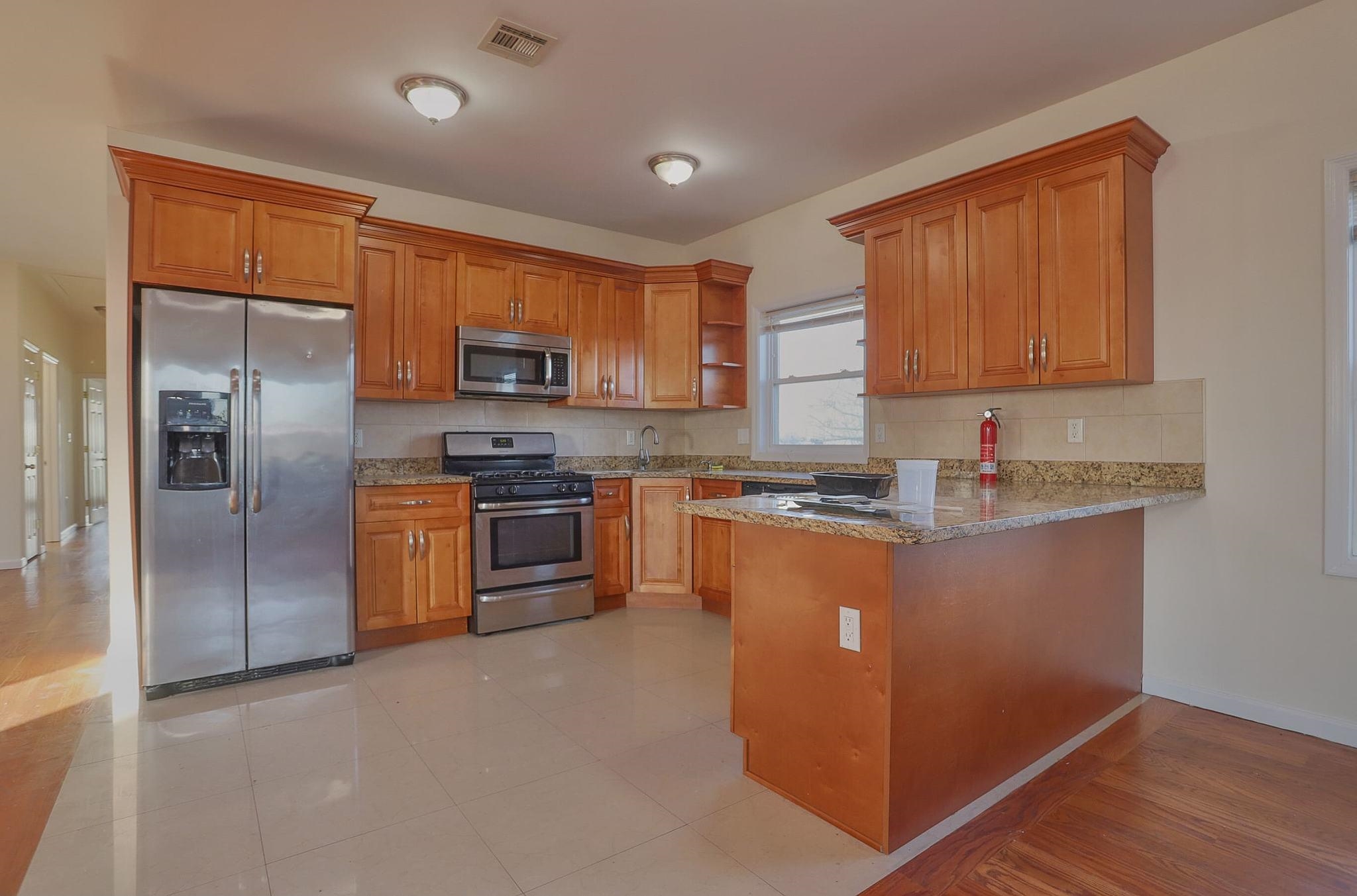 52 PATERSON ST Unit: 2