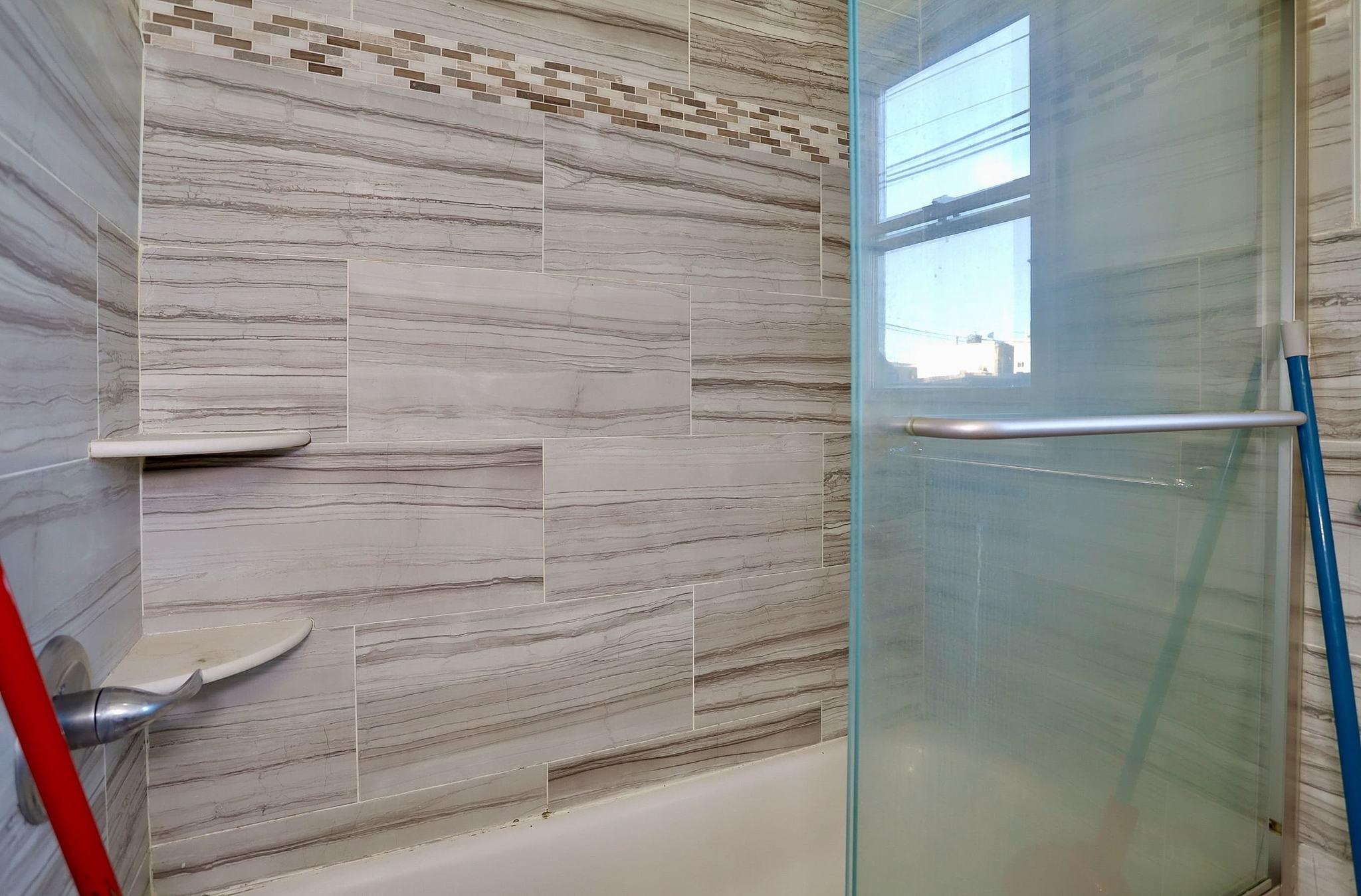 52 PATERSON ST Unit: 2