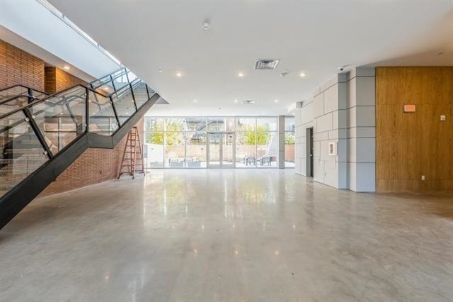 401 JACKSON ST Unit: 604