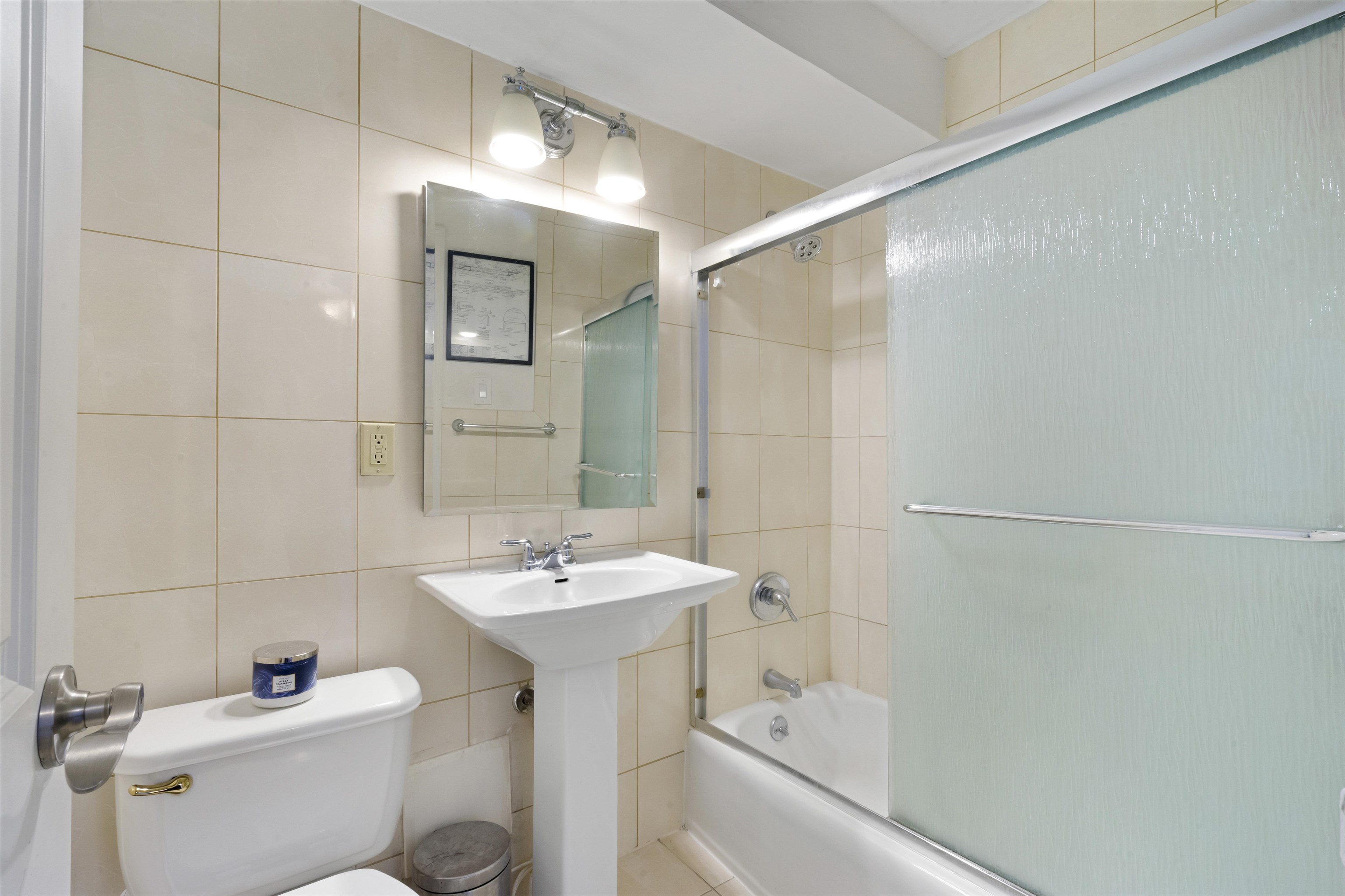 500 CENTRAL AVE Unit: 1014