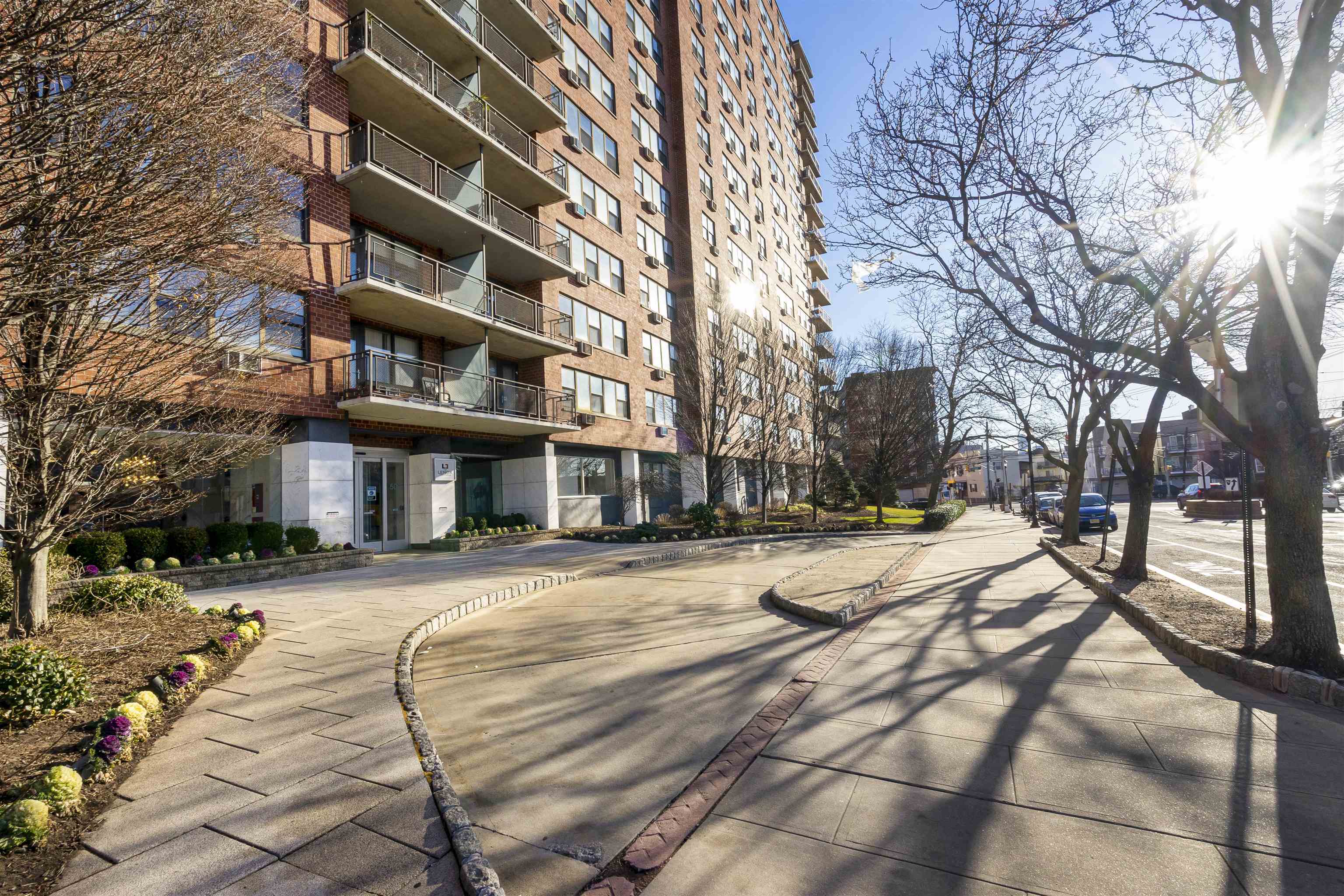 500 CENTRAL AVE Unit: 1014