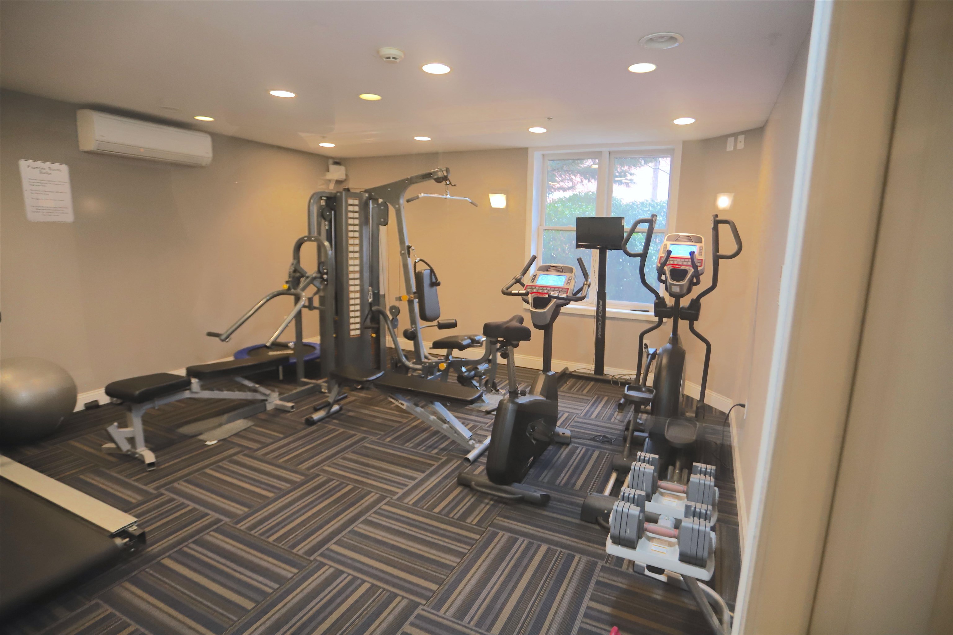 915 MADISON ST Unit: 3C