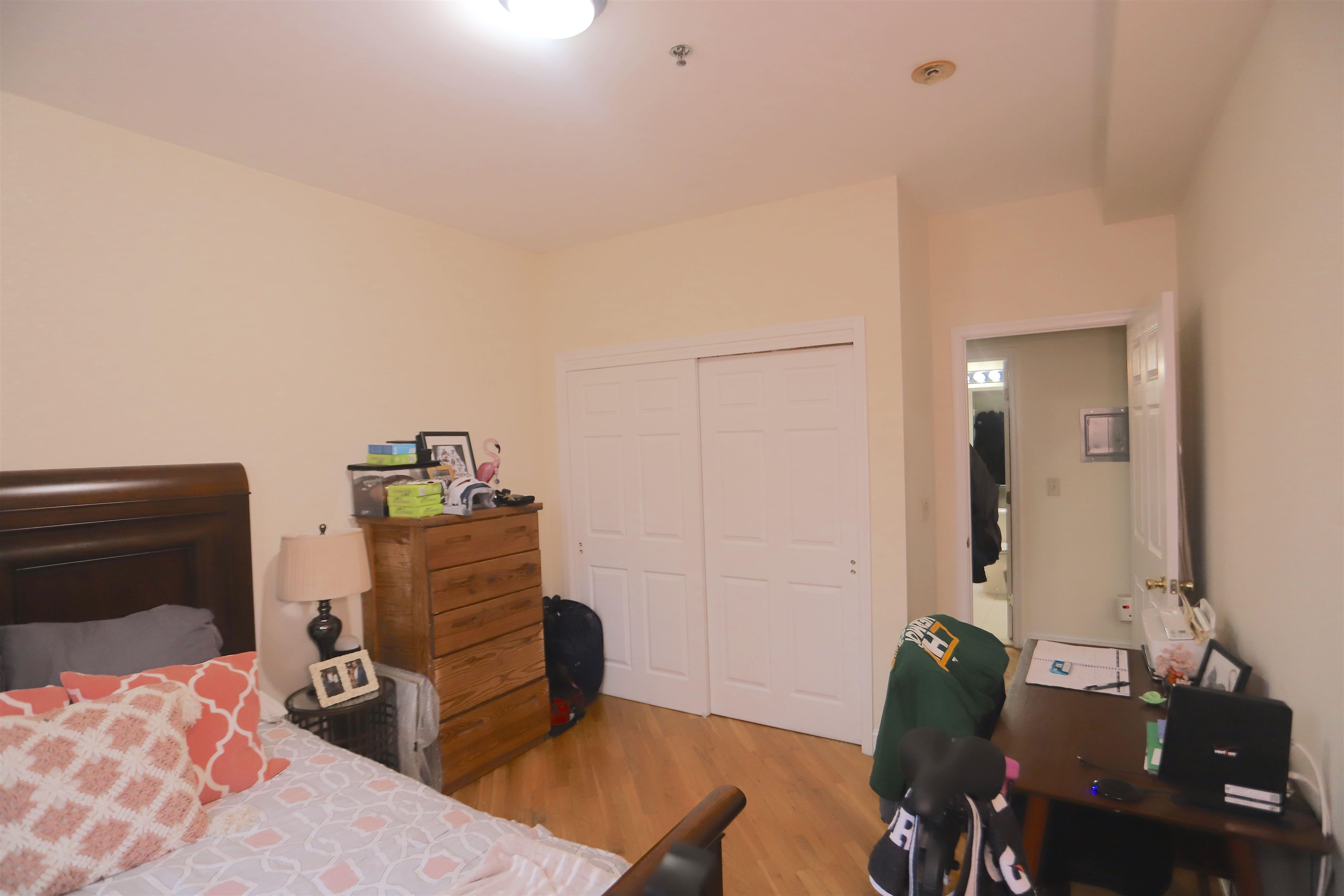 915 MADISON ST Unit: 3C