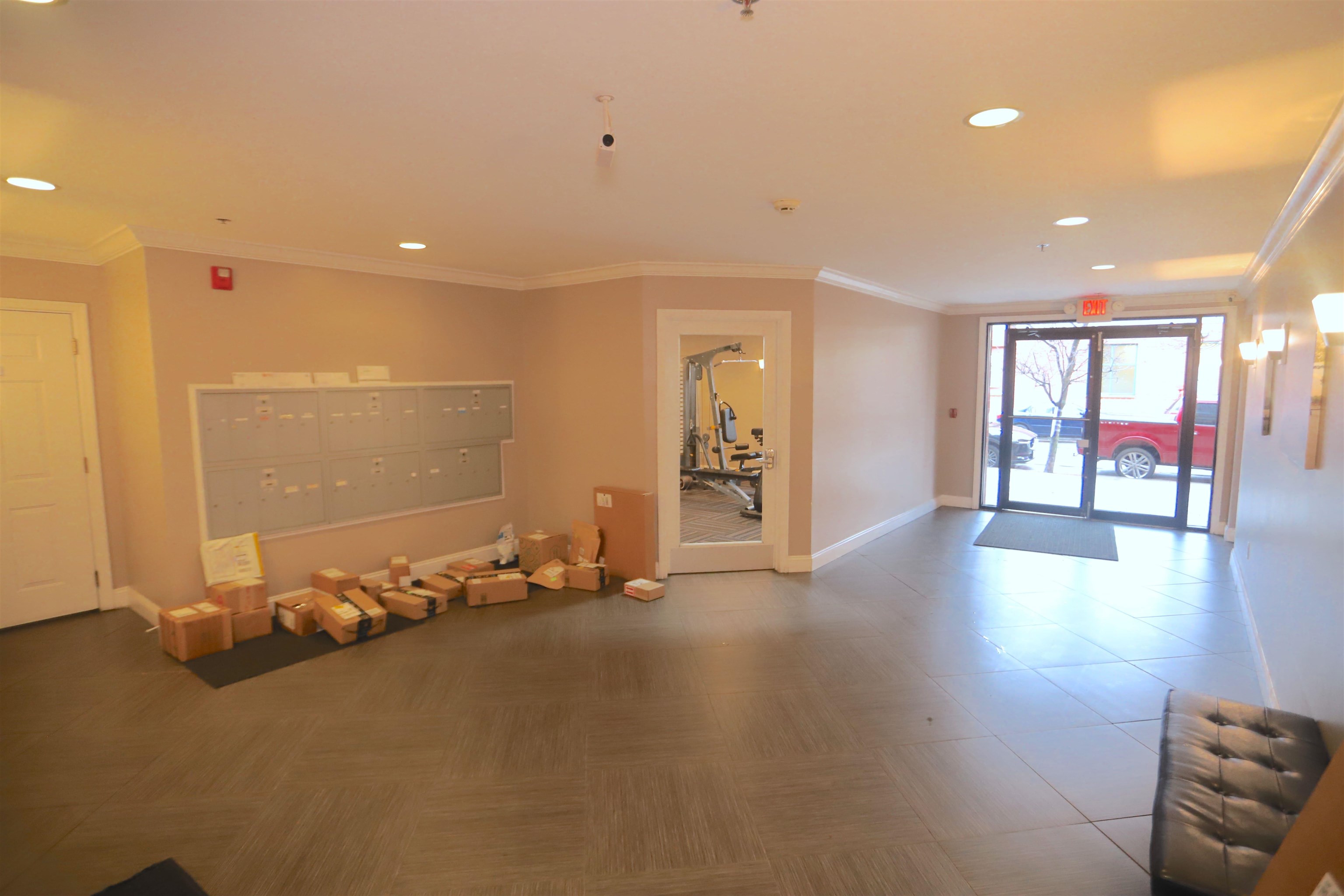915 MADISON ST Unit: 3C