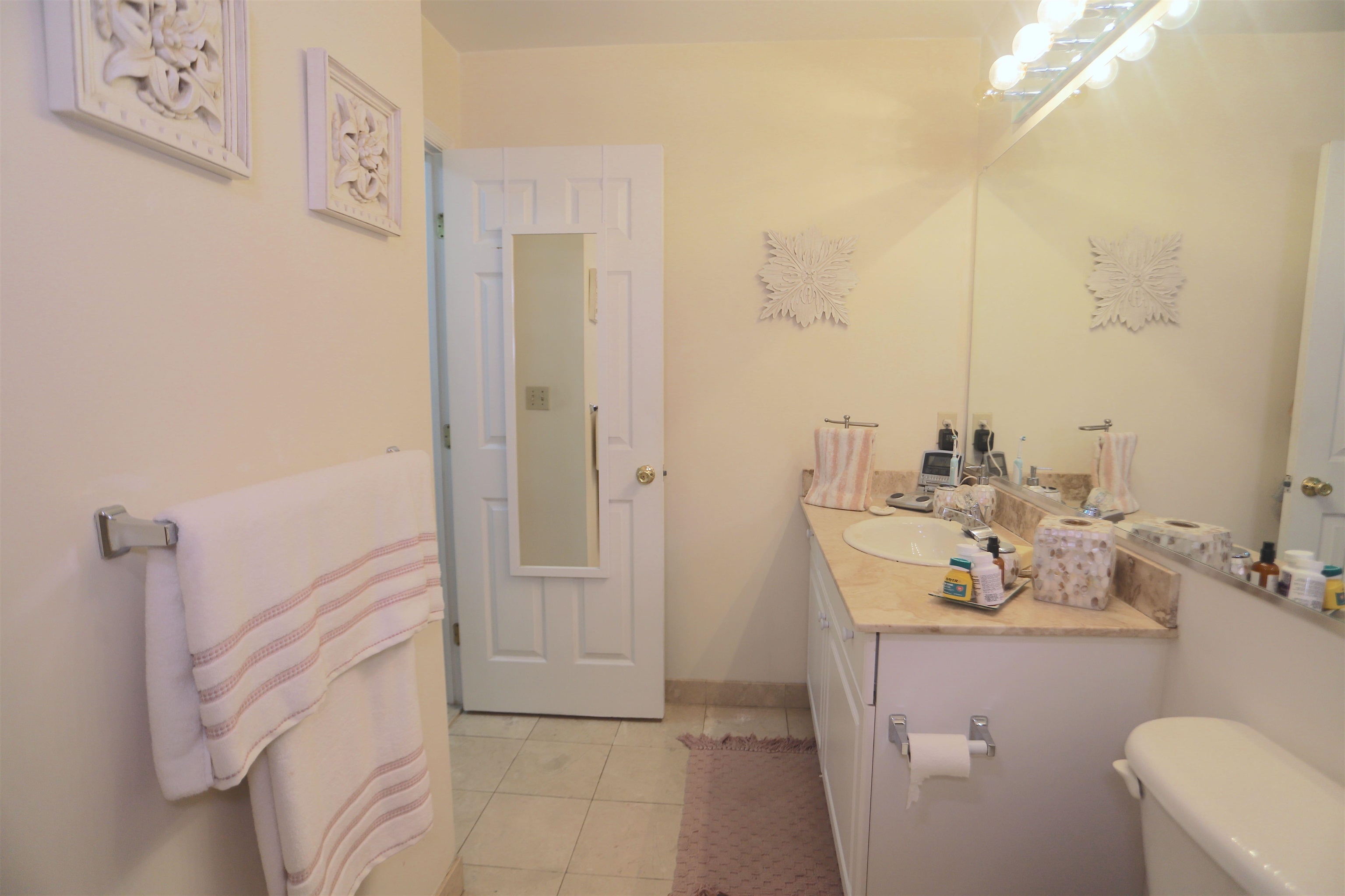915 MADISON ST Unit: 3C