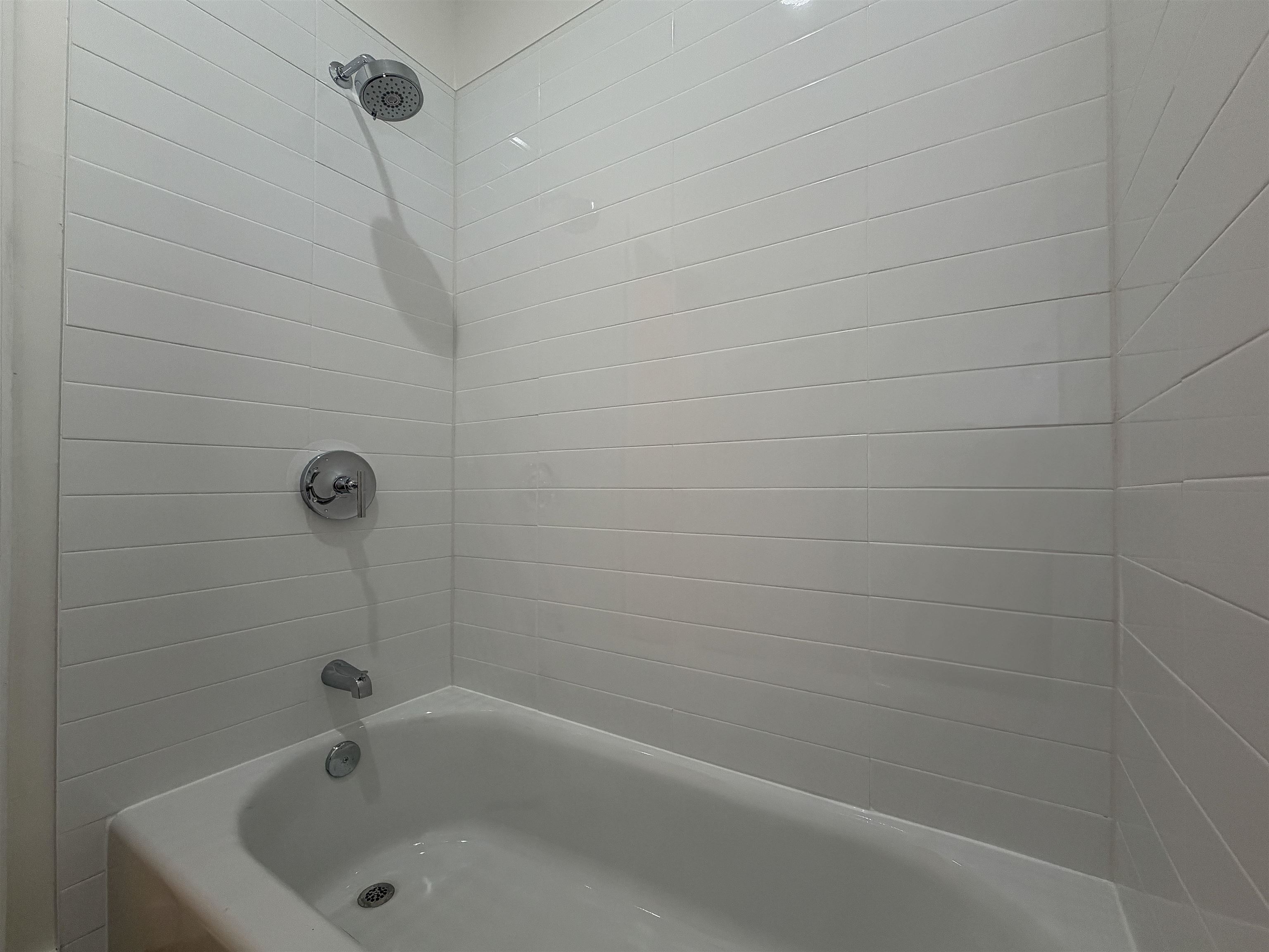 402 GRAND ST Unit: 202