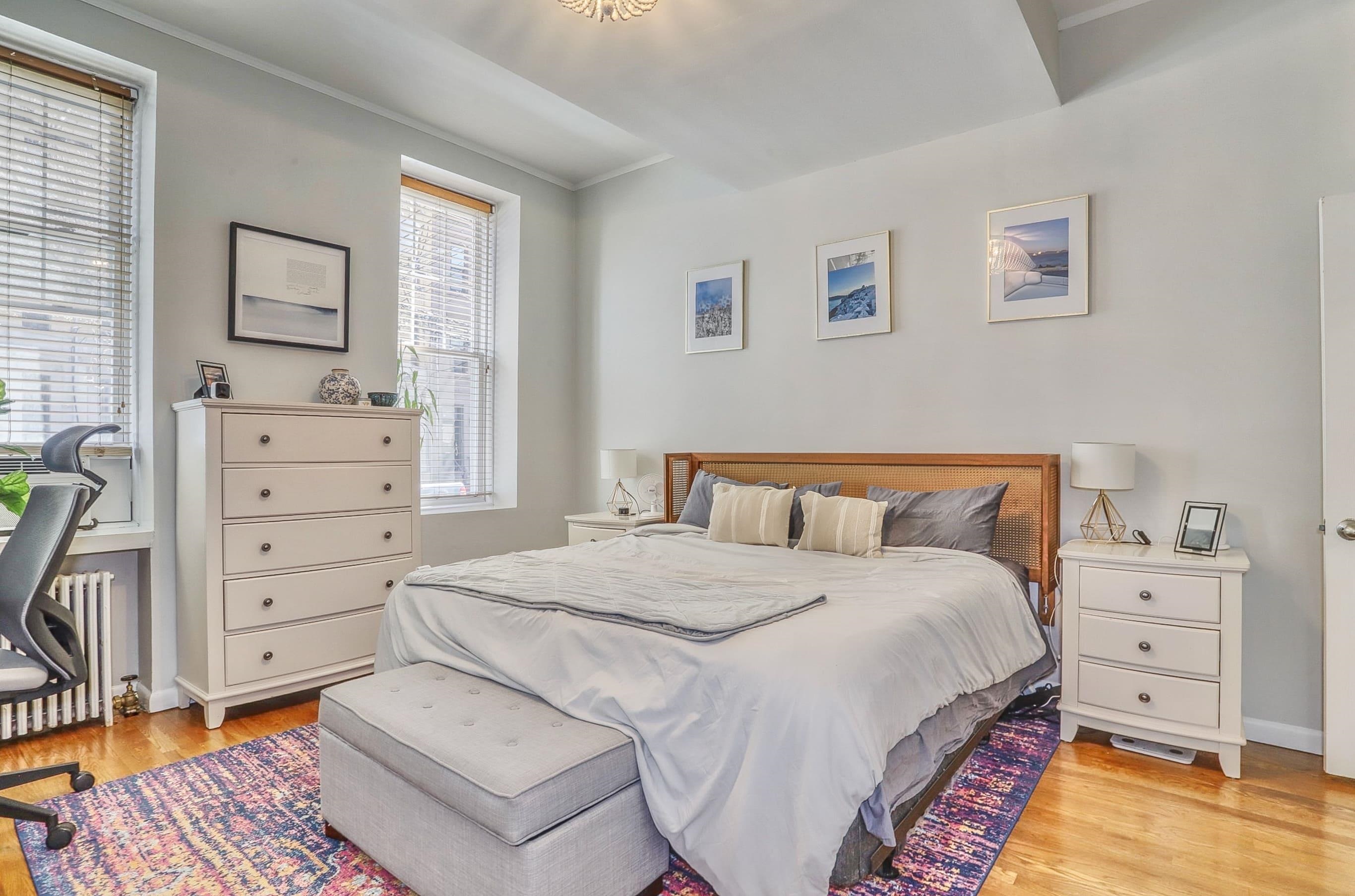 1226 PARK AVE Unit: 2