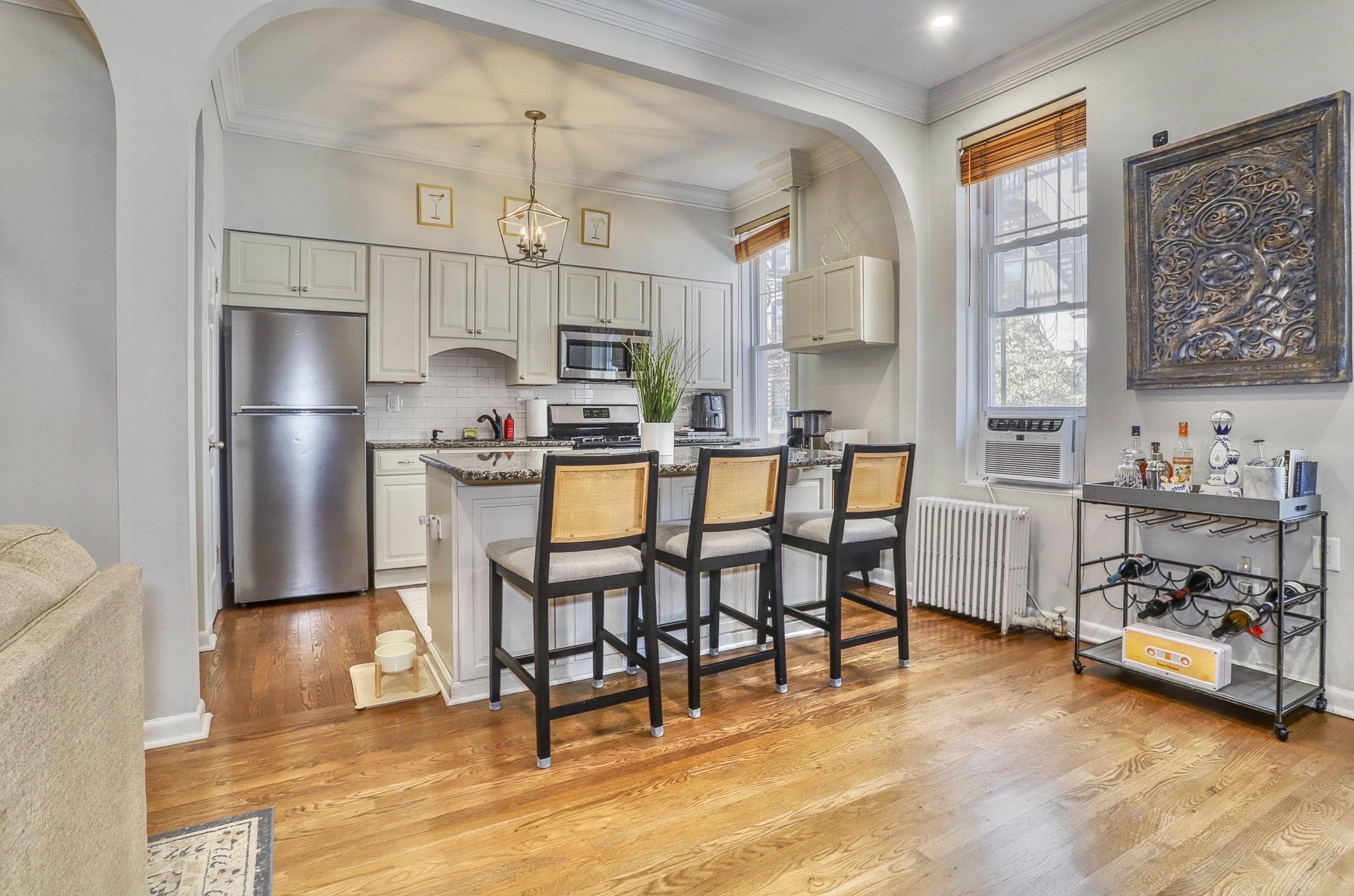 1226 PARK AVE Unit: 2