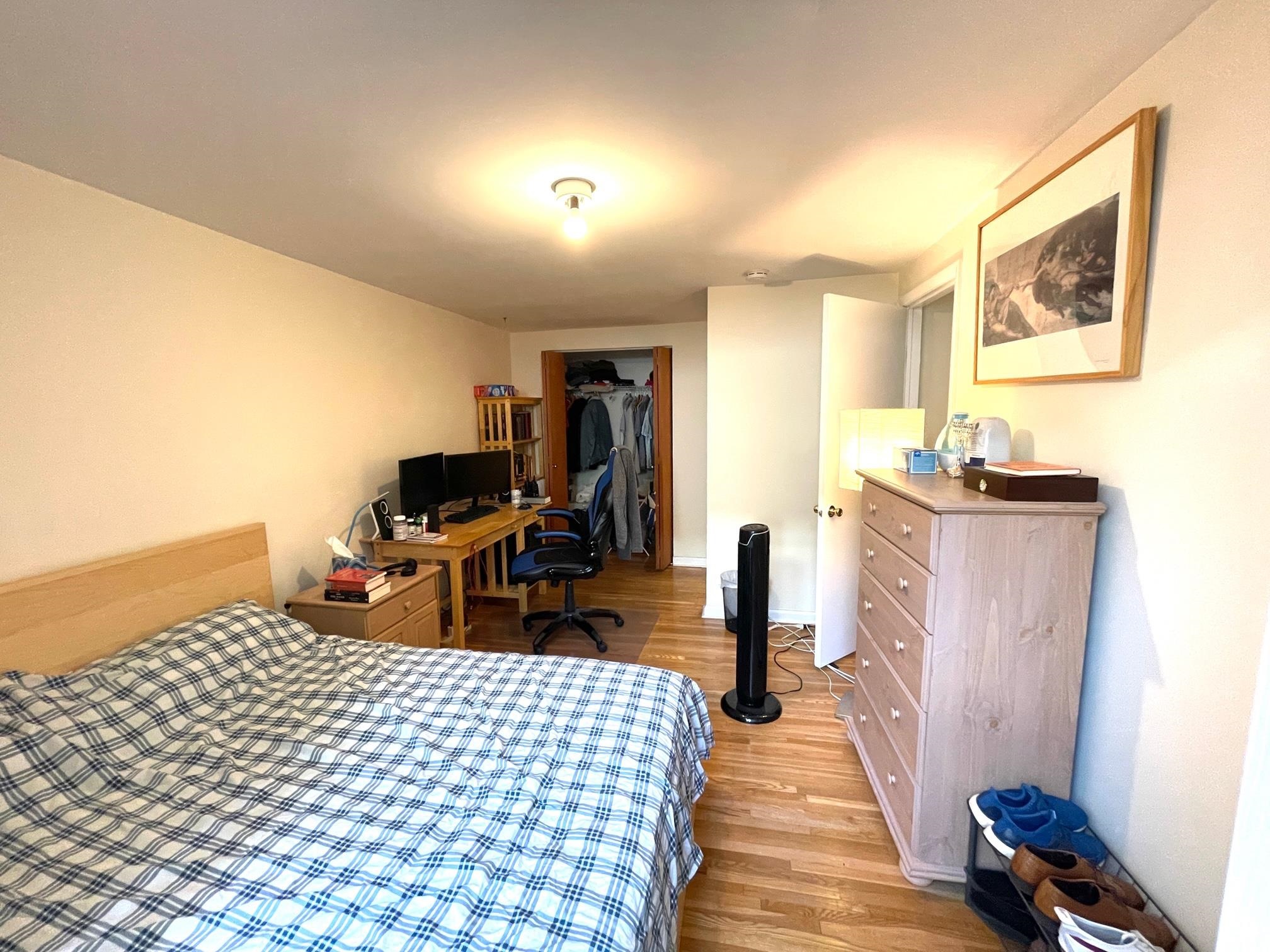 450 7TH ST Unit: 4G
