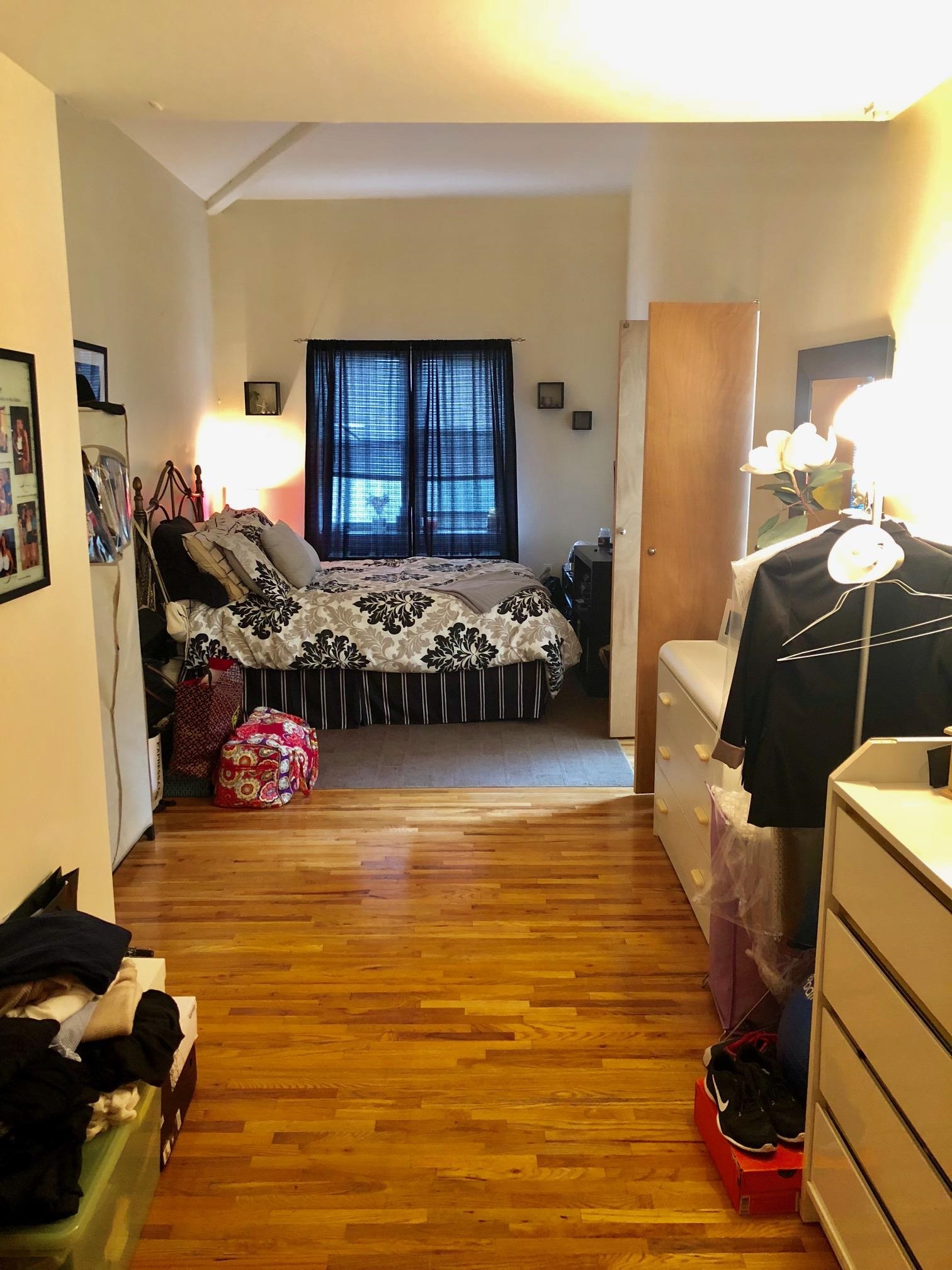 450 7TH ST Unit: 4G