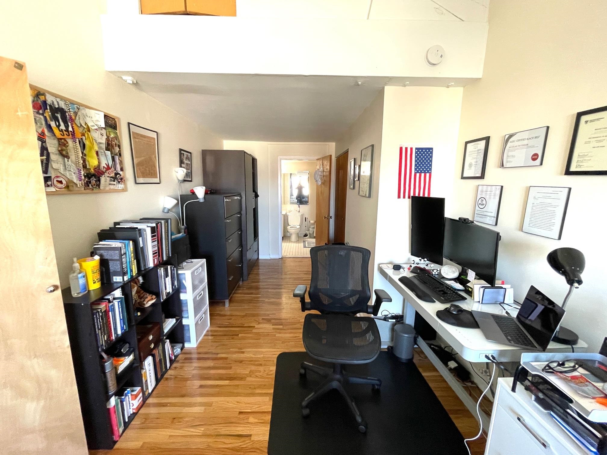 450 7TH ST Unit: 4G