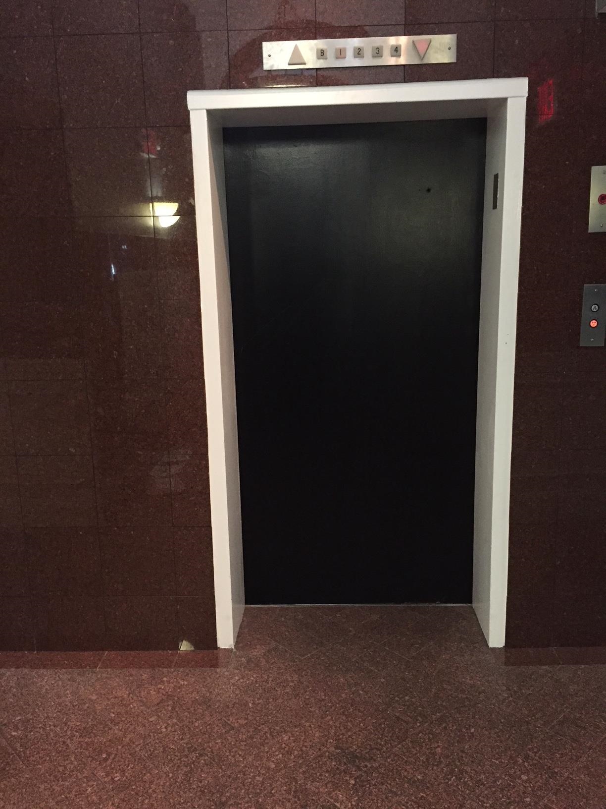 450 7TH ST Unit: 4G
