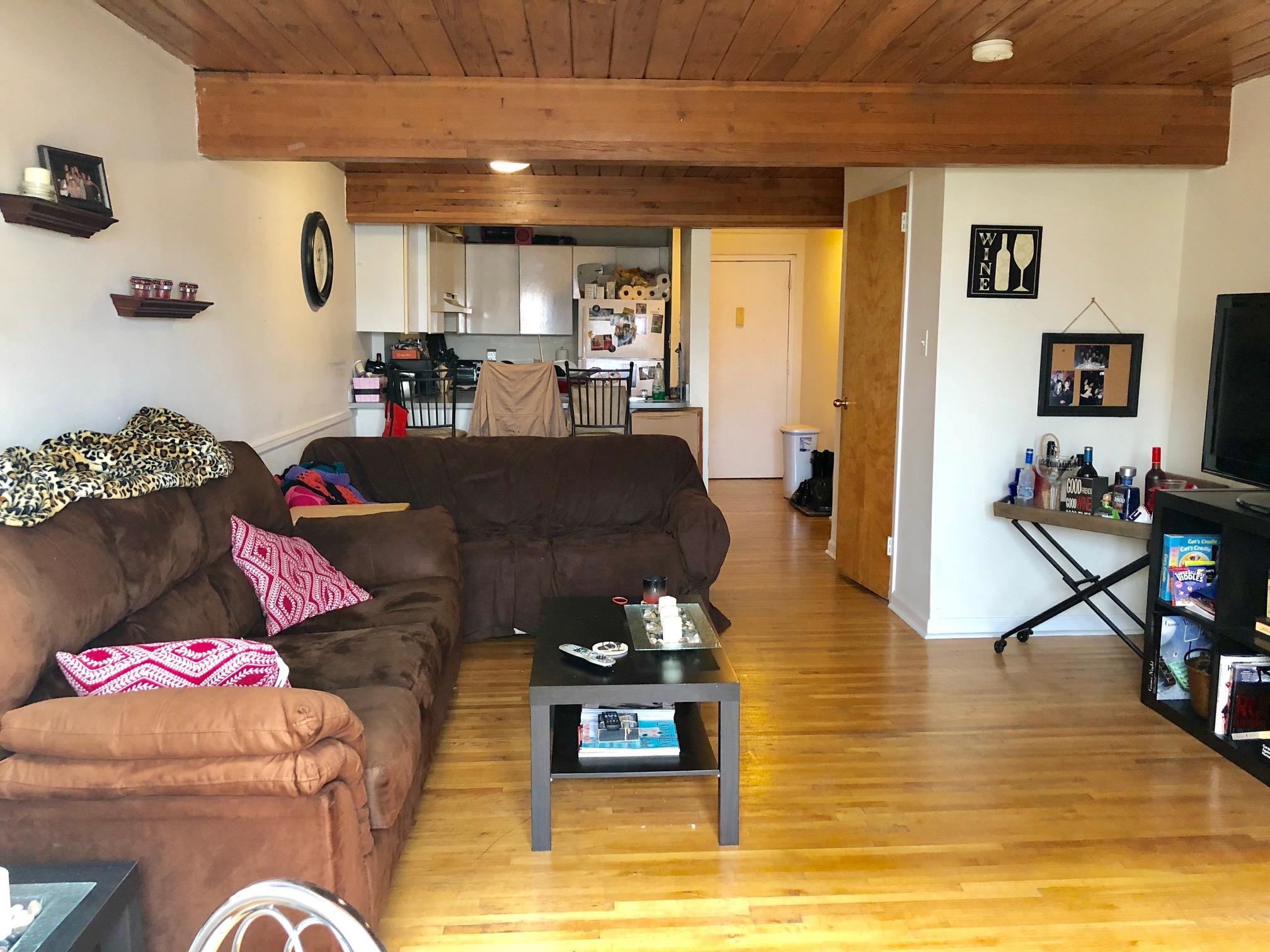 450 7TH ST Unit: 4G