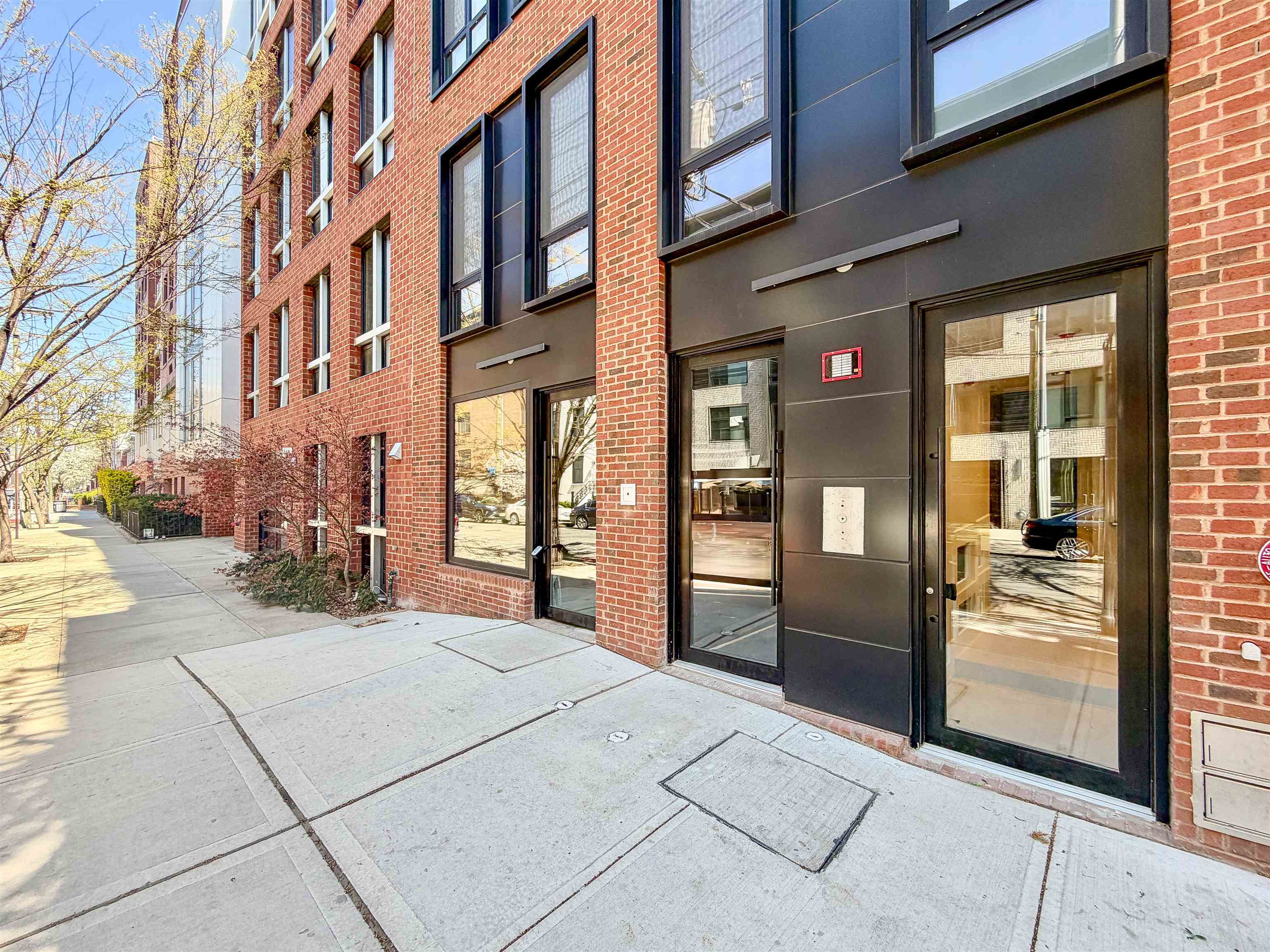 87 JEFFERSON ST Unit: 2