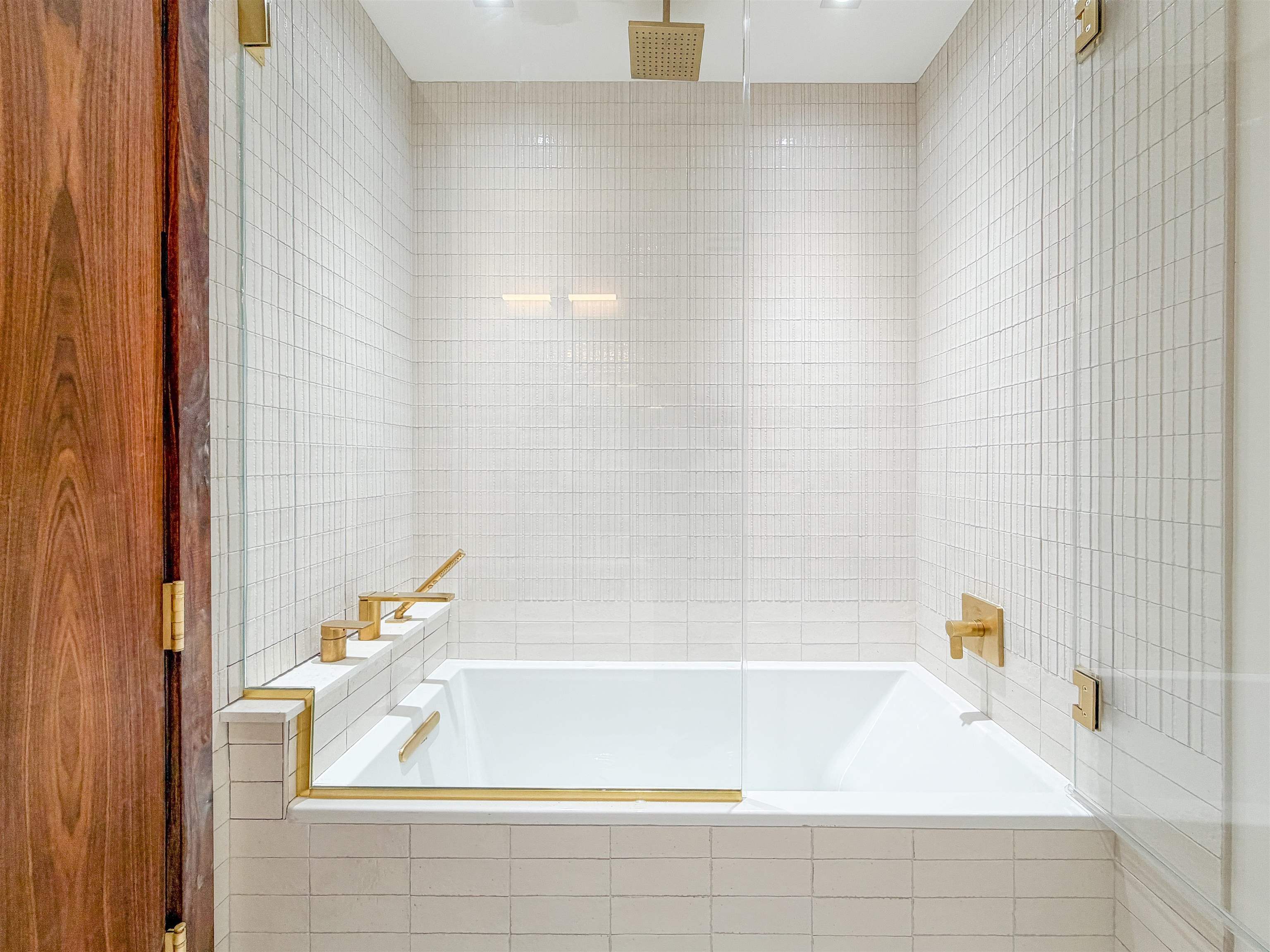 87 JEFFERSON ST Unit: 2