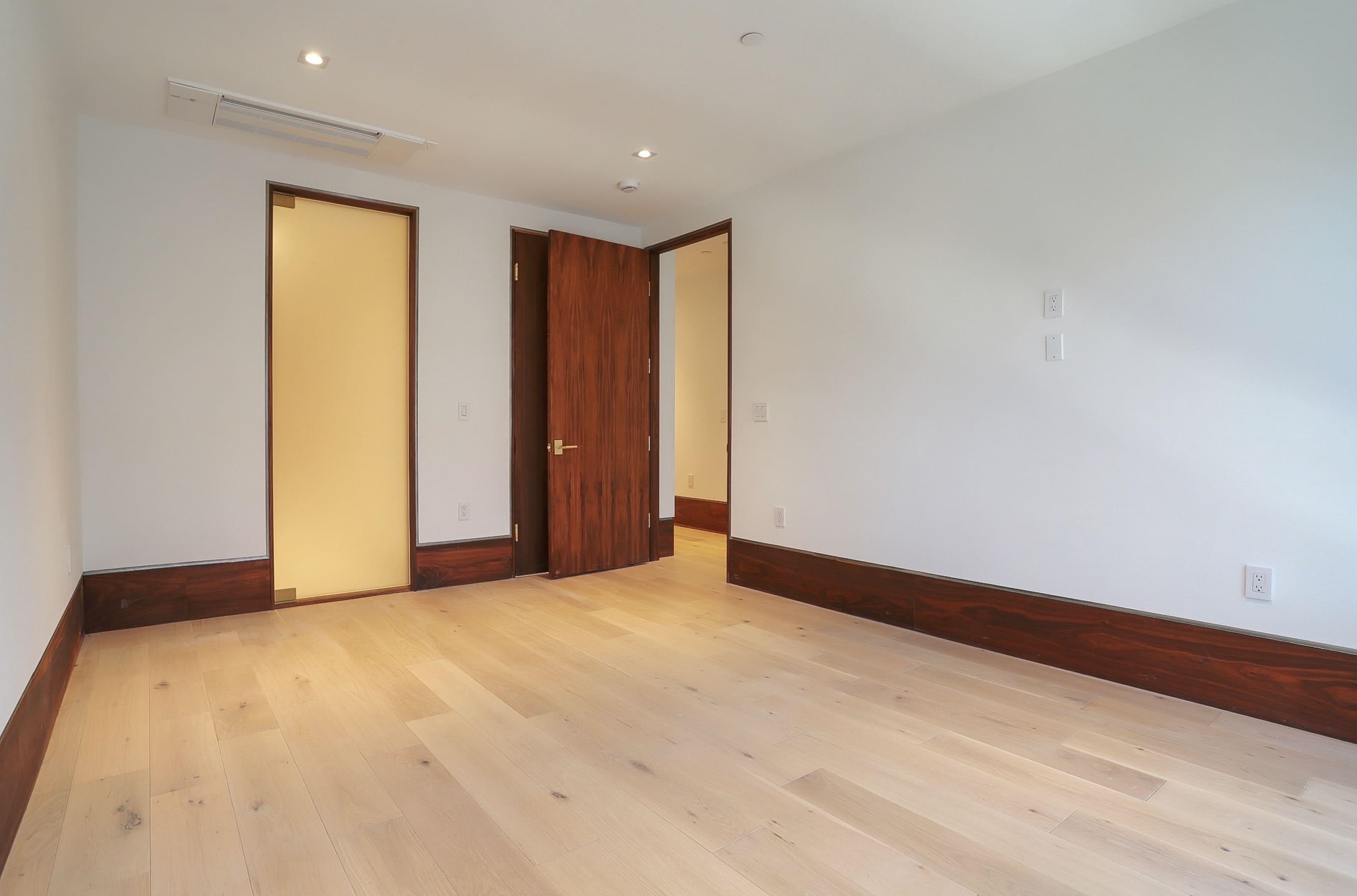 87 JEFFERSON ST Unit: 2