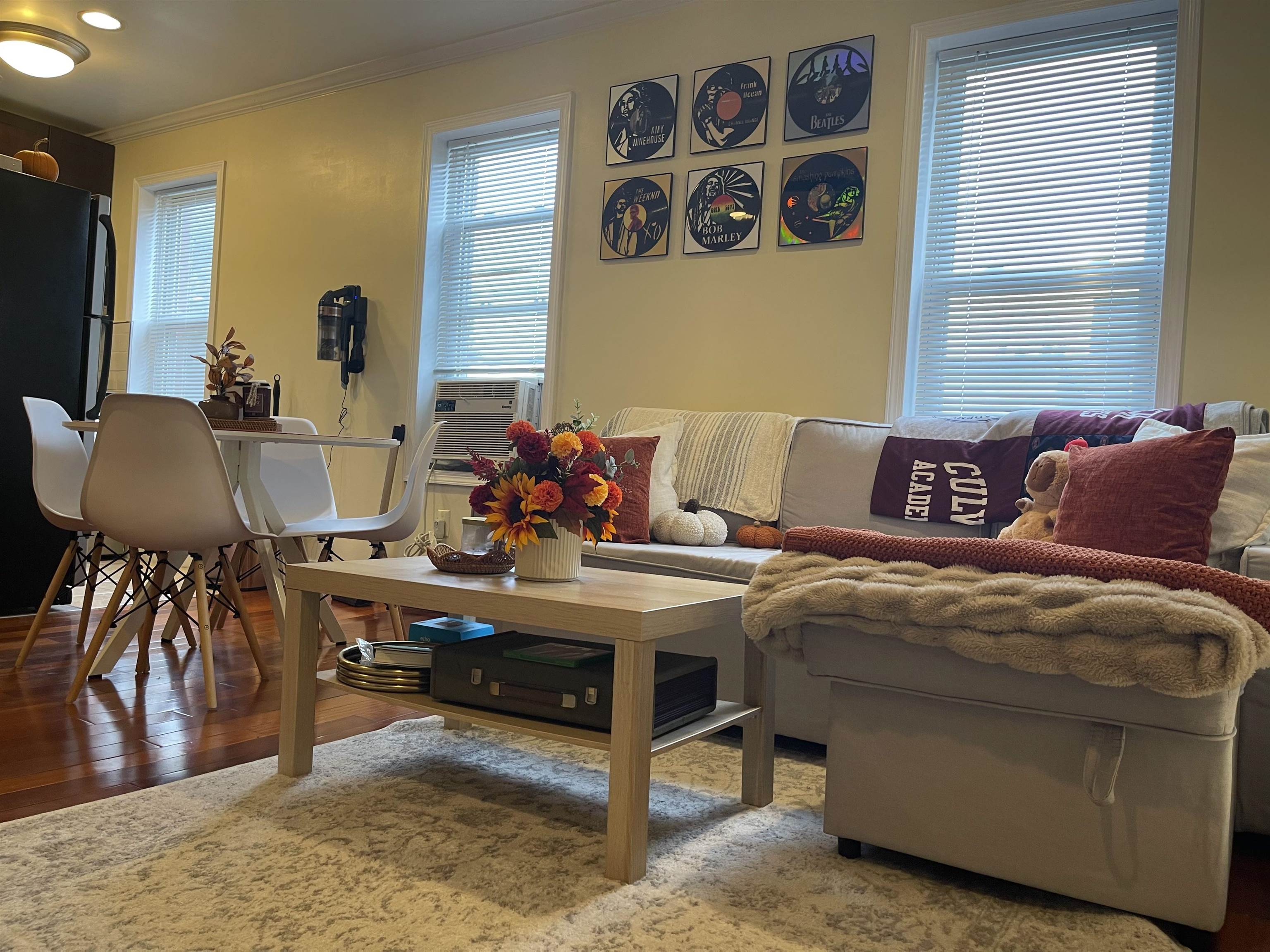 32 BEACON AVE Unit: 3
