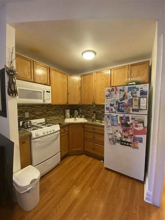 124 STORMS AVE Unit: 4G