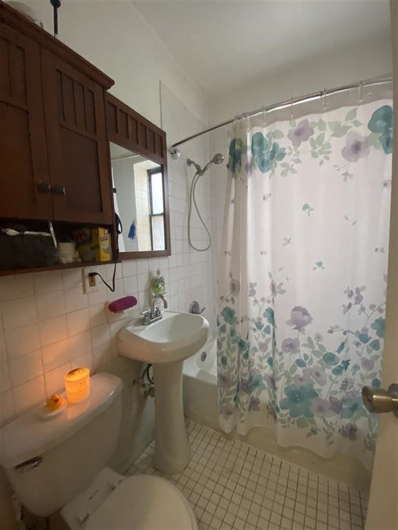 124 STORMS AVE Unit: 4G