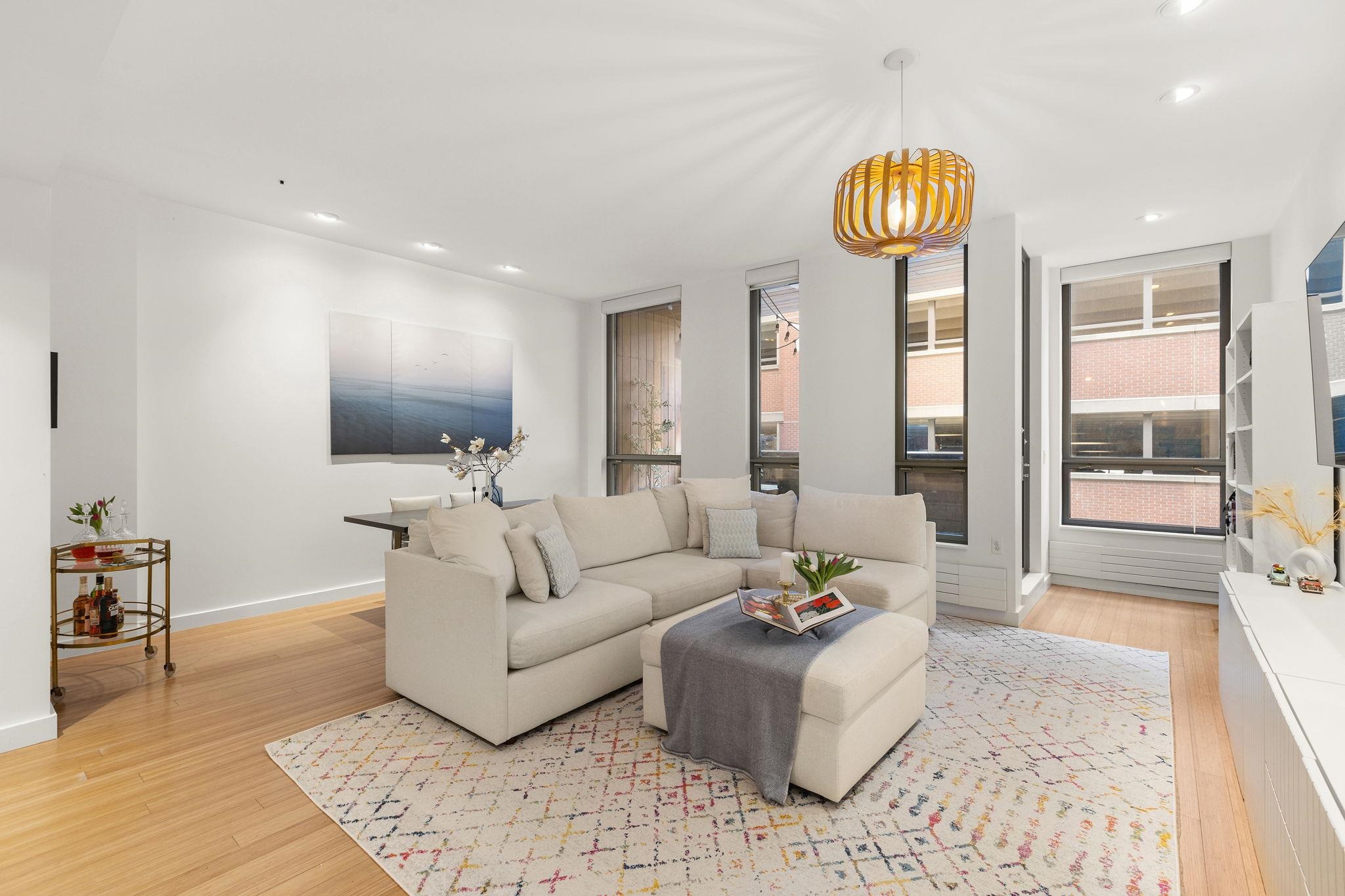 1425 GARDEN ST Unit: 305