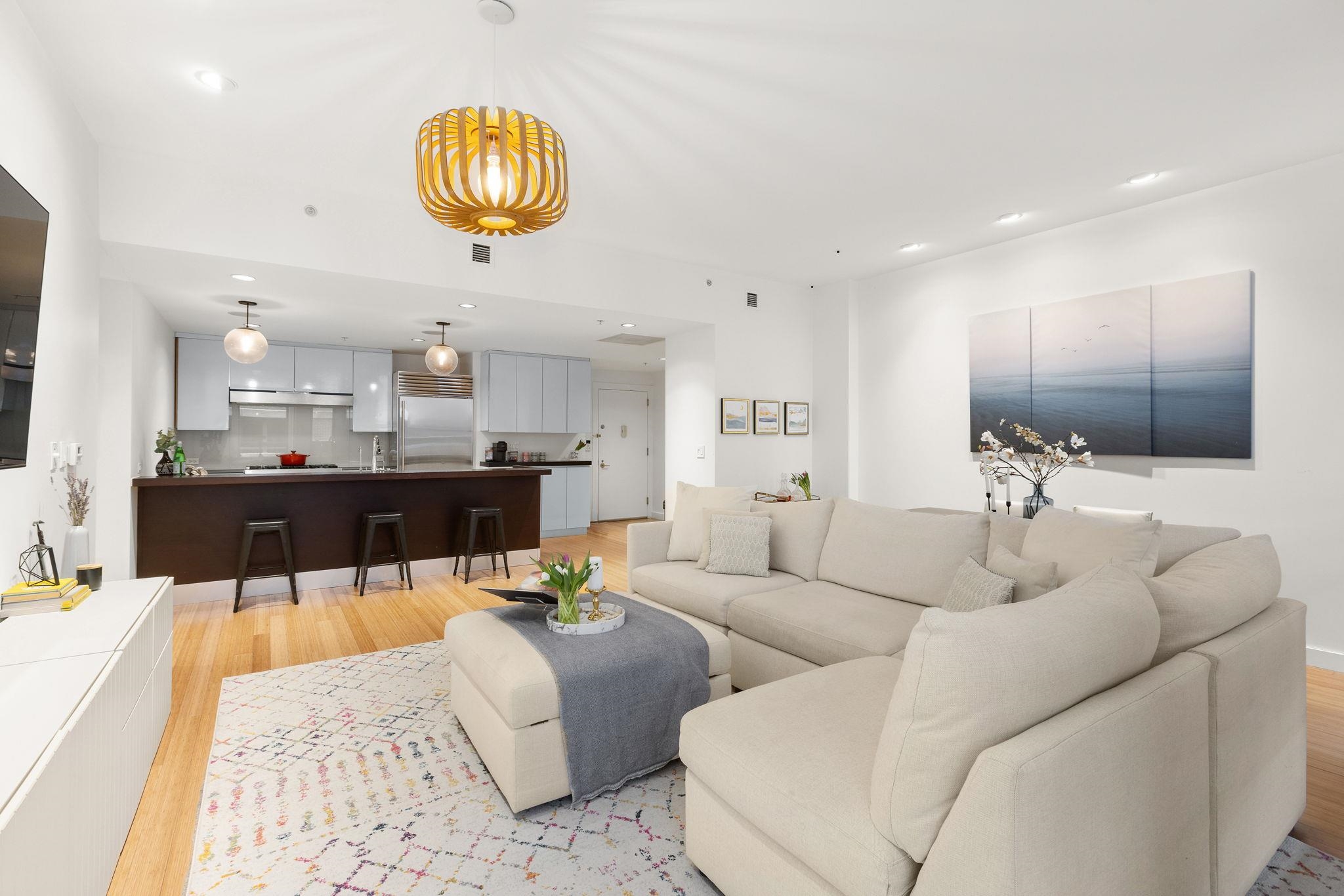 1425 GARDEN ST Unit: 305