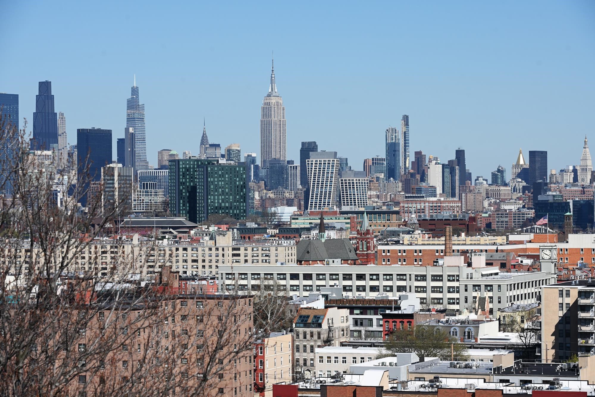 206-208 OGDEN AVE Unit: 202