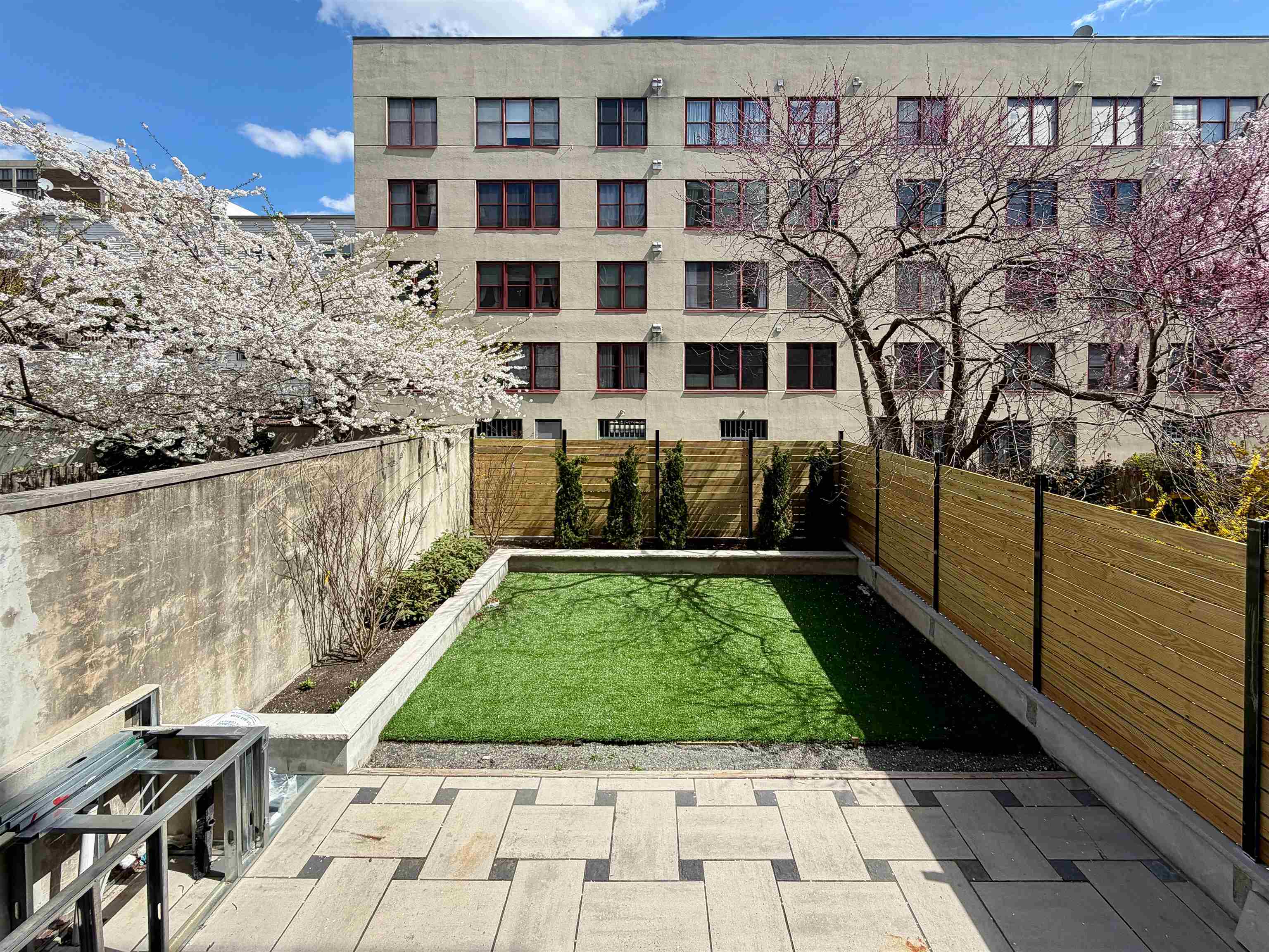 87 JEFFERSON ST Unit: 1