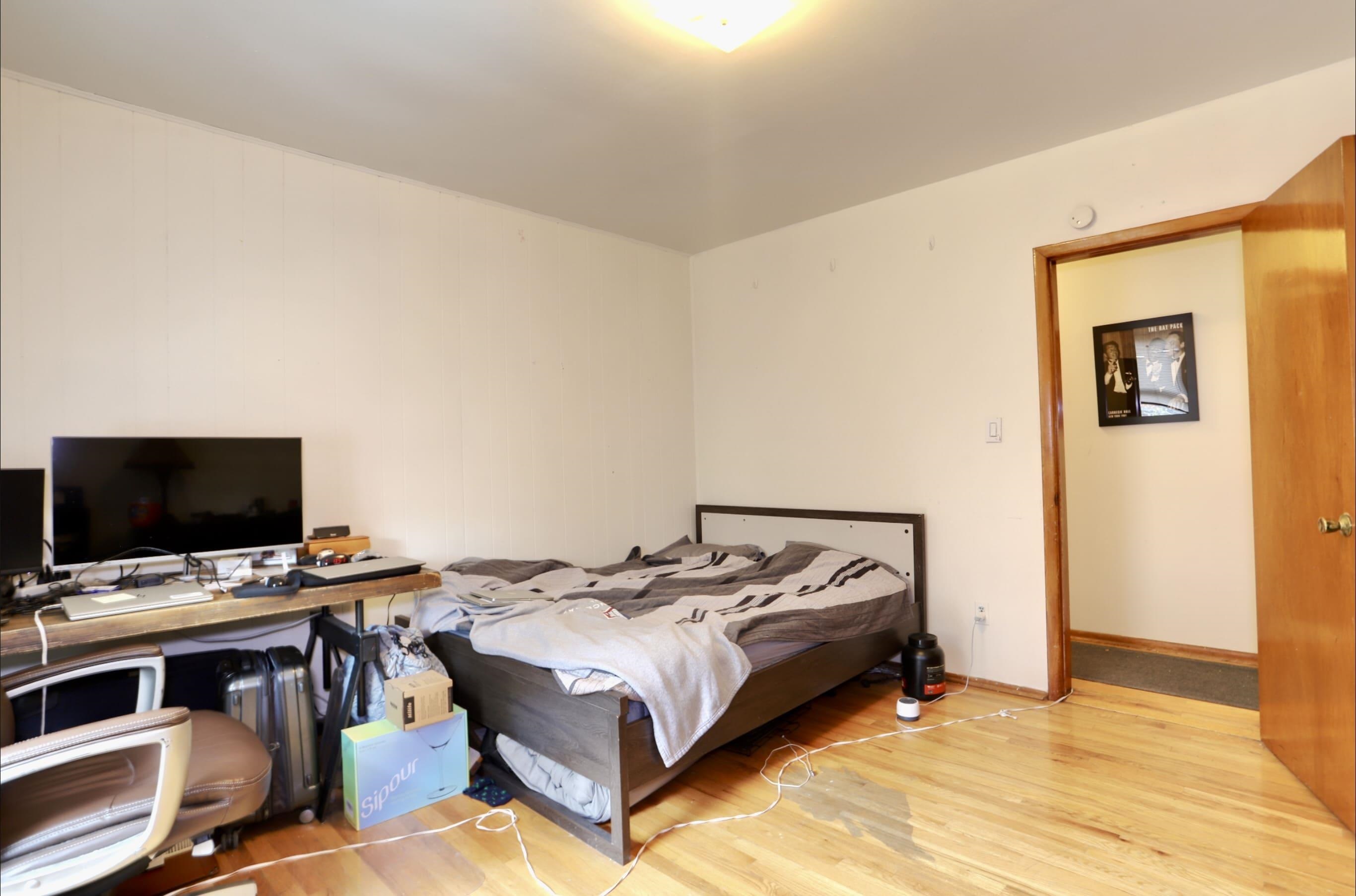 939 WASHINGTON ST Unit: B2