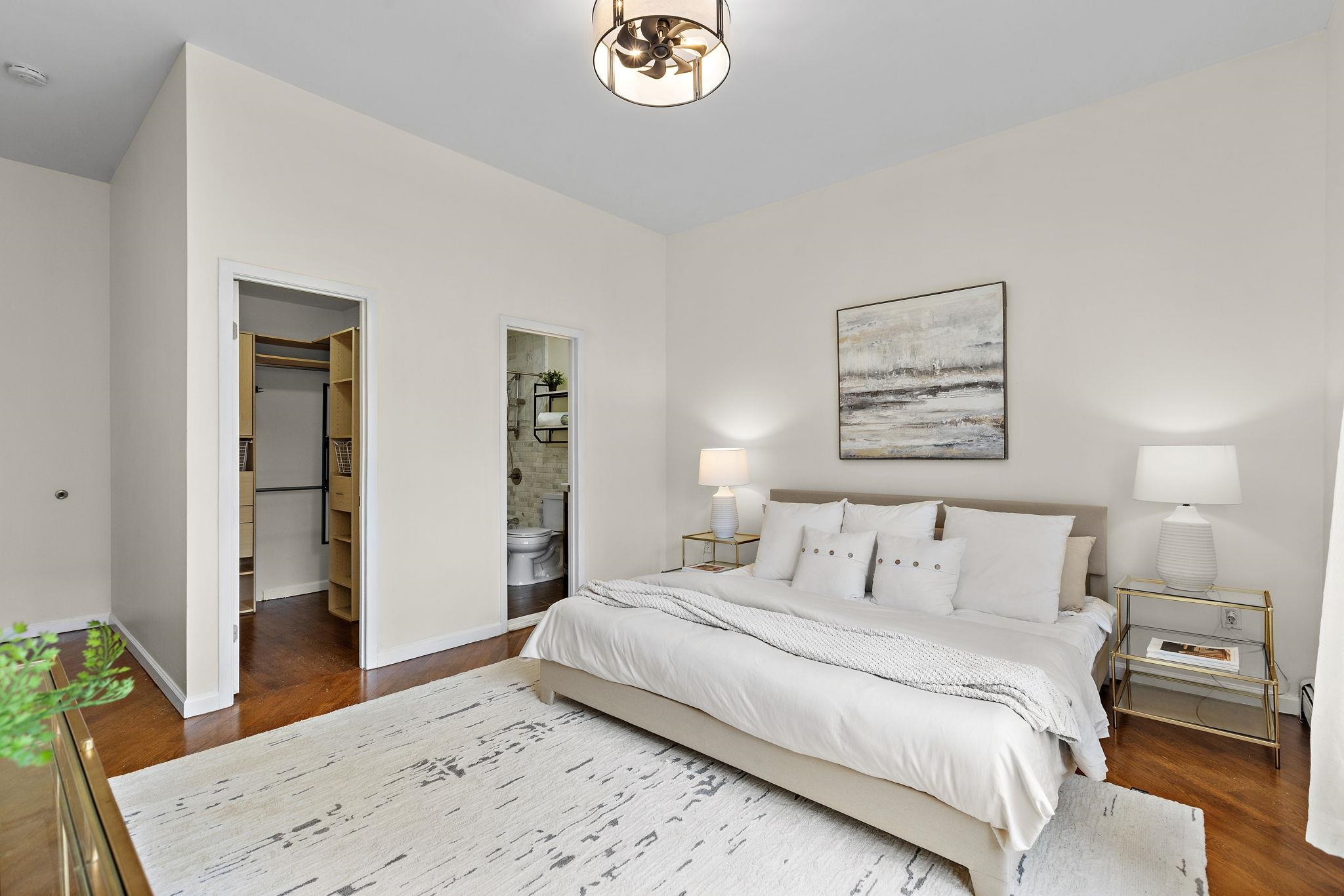 412 WASHINGTON ST Unit: 1B