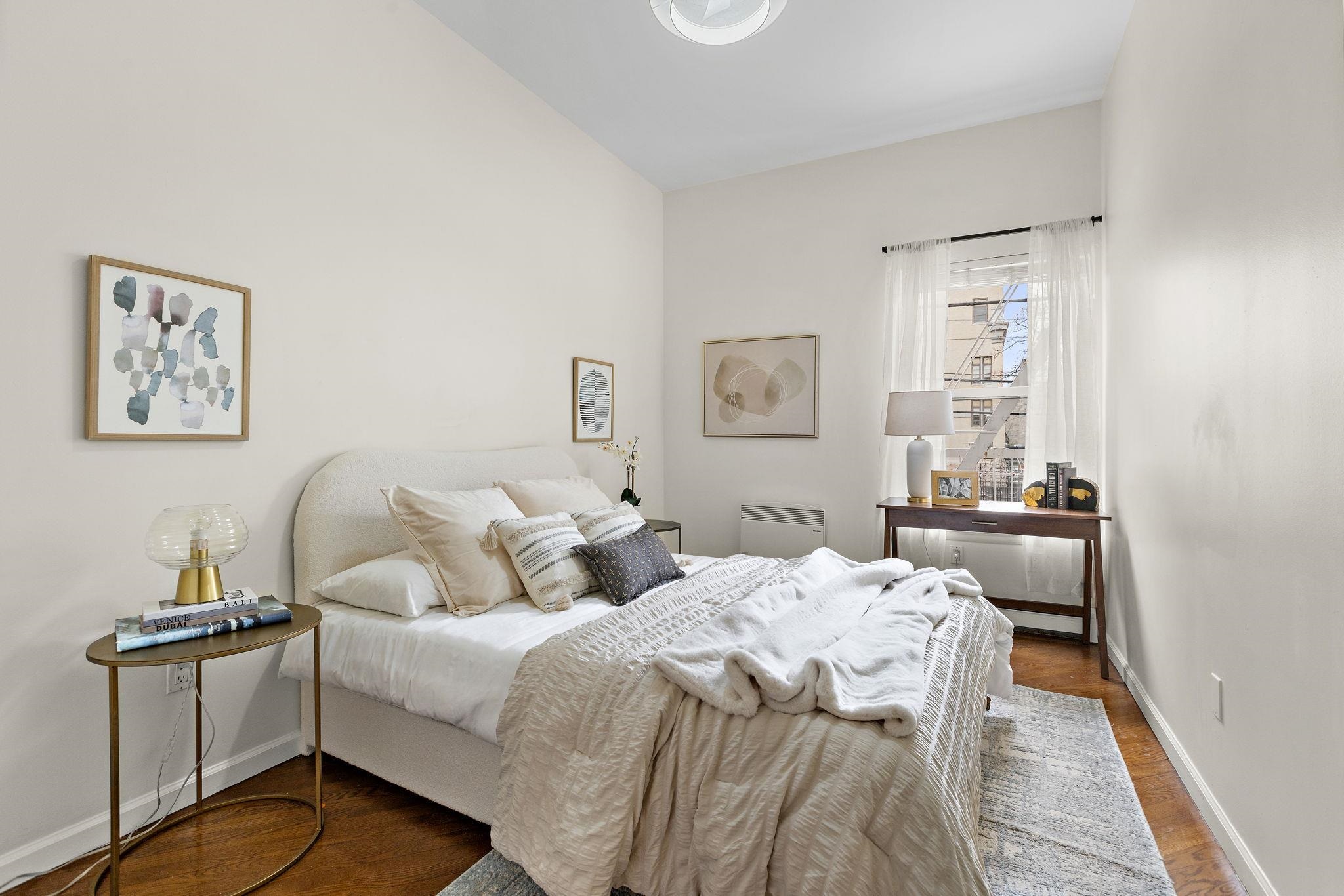 412 WASHINGTON ST Unit: 1B