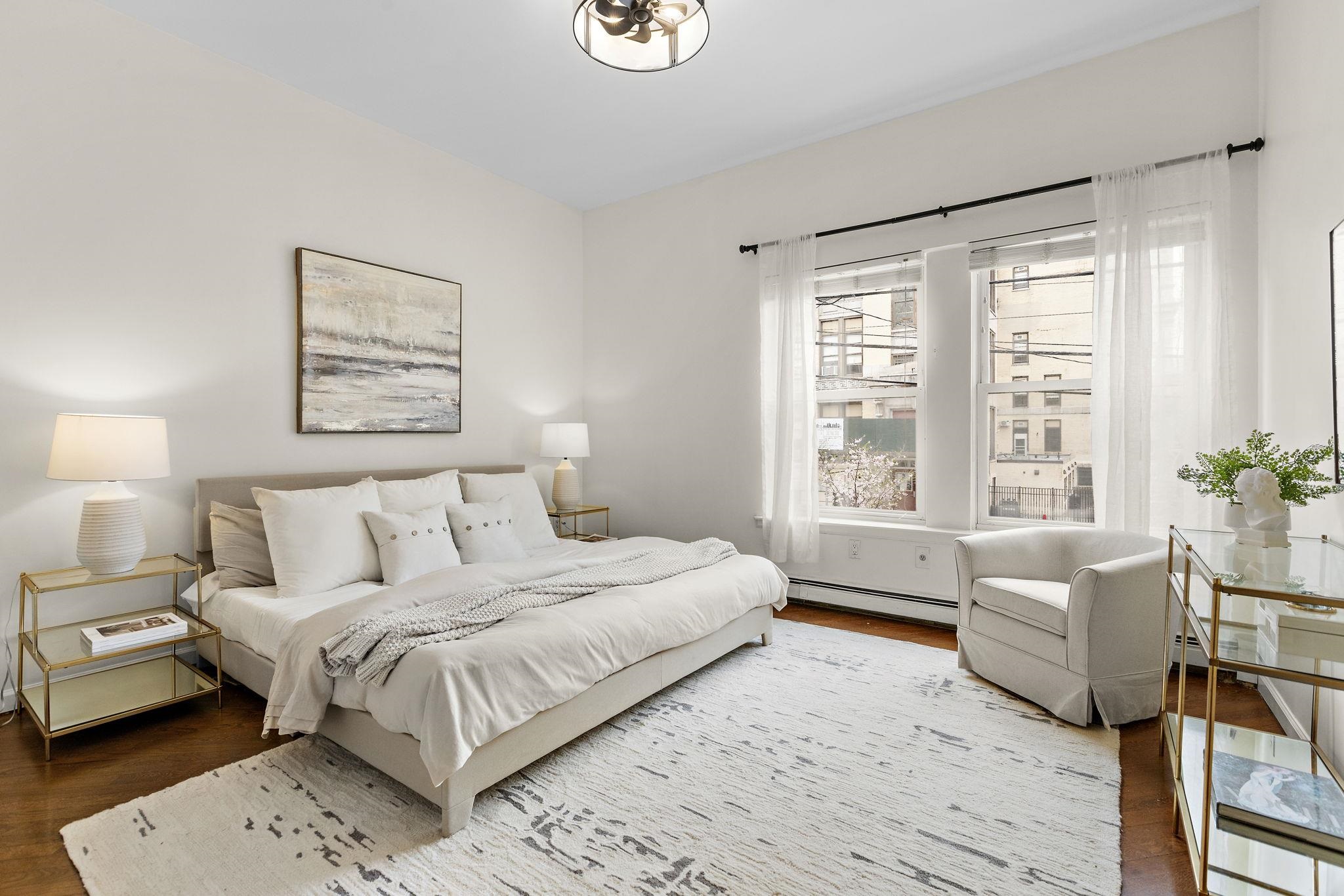 412 WASHINGTON ST Unit: 1B