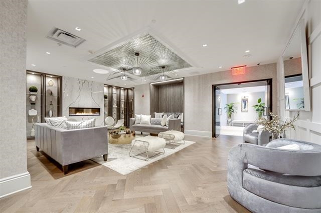 88 MORGAN ST Unit: 4303