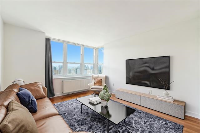 88 MORGAN ST Unit: 4303