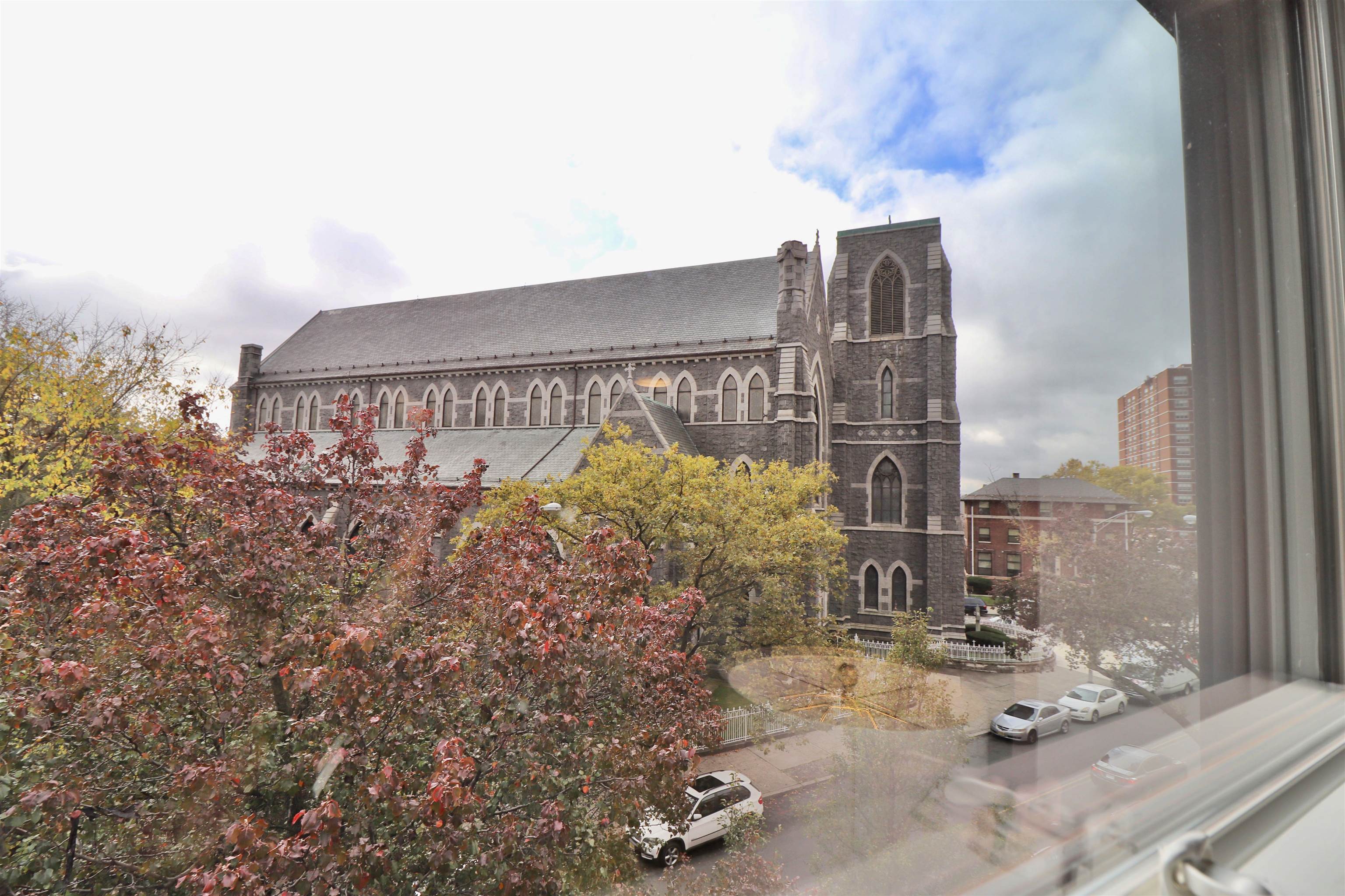 820 GRAND ST Unit: 2