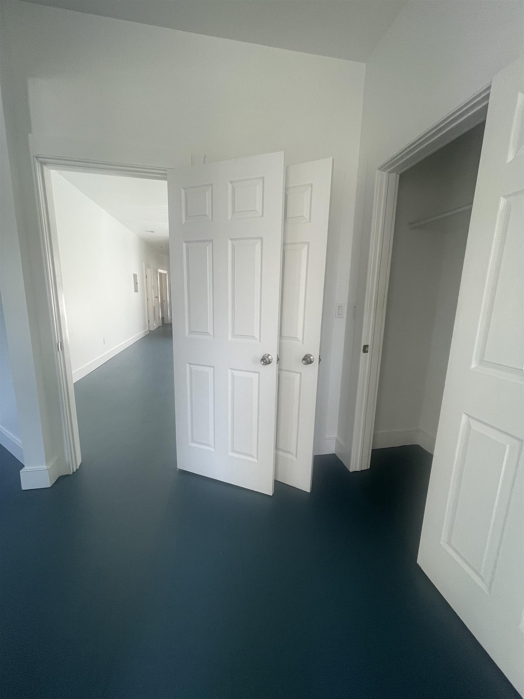 18 WARNER AVE Unit: 2