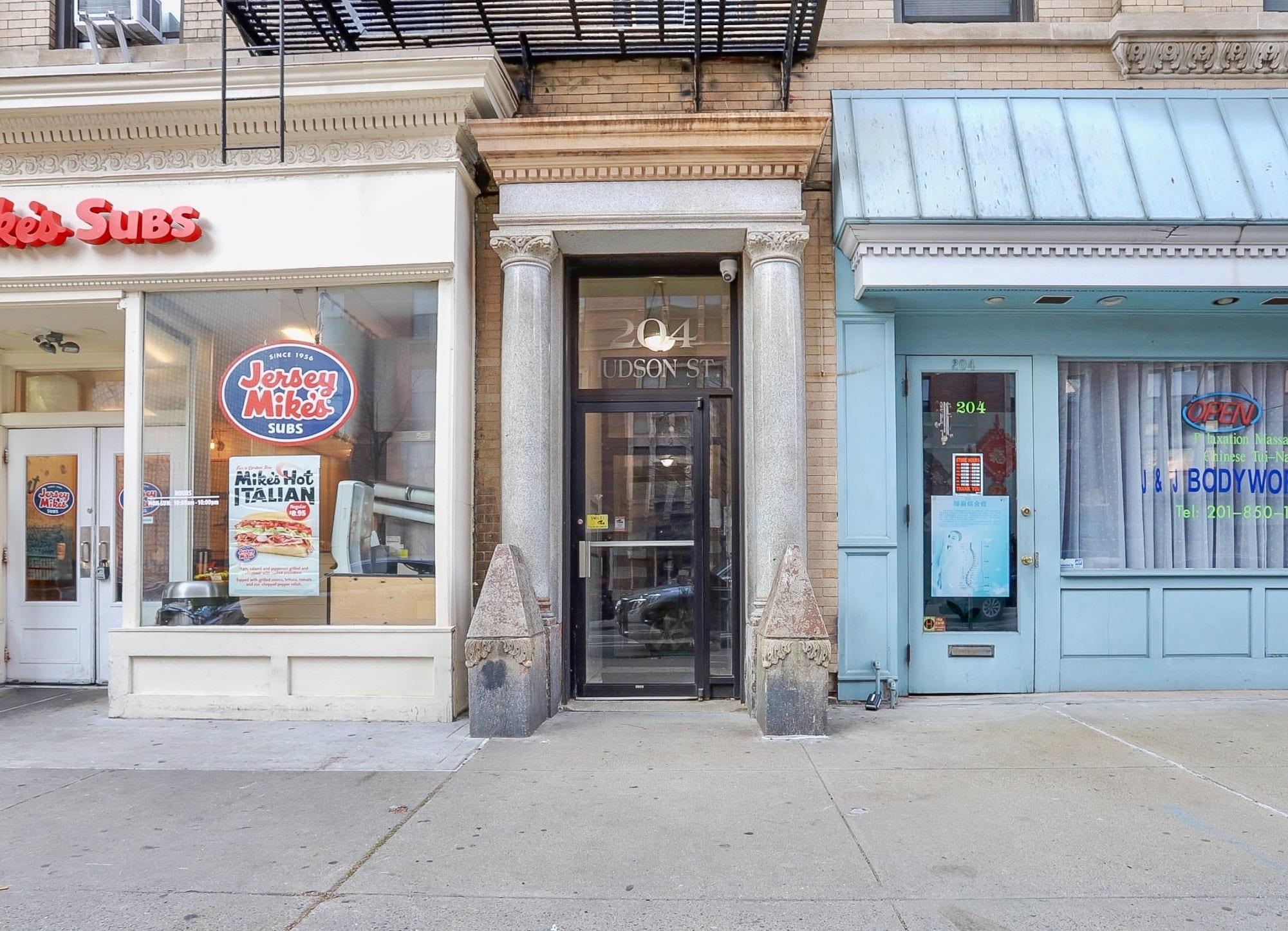 202 HUDSON ST Unit: 9