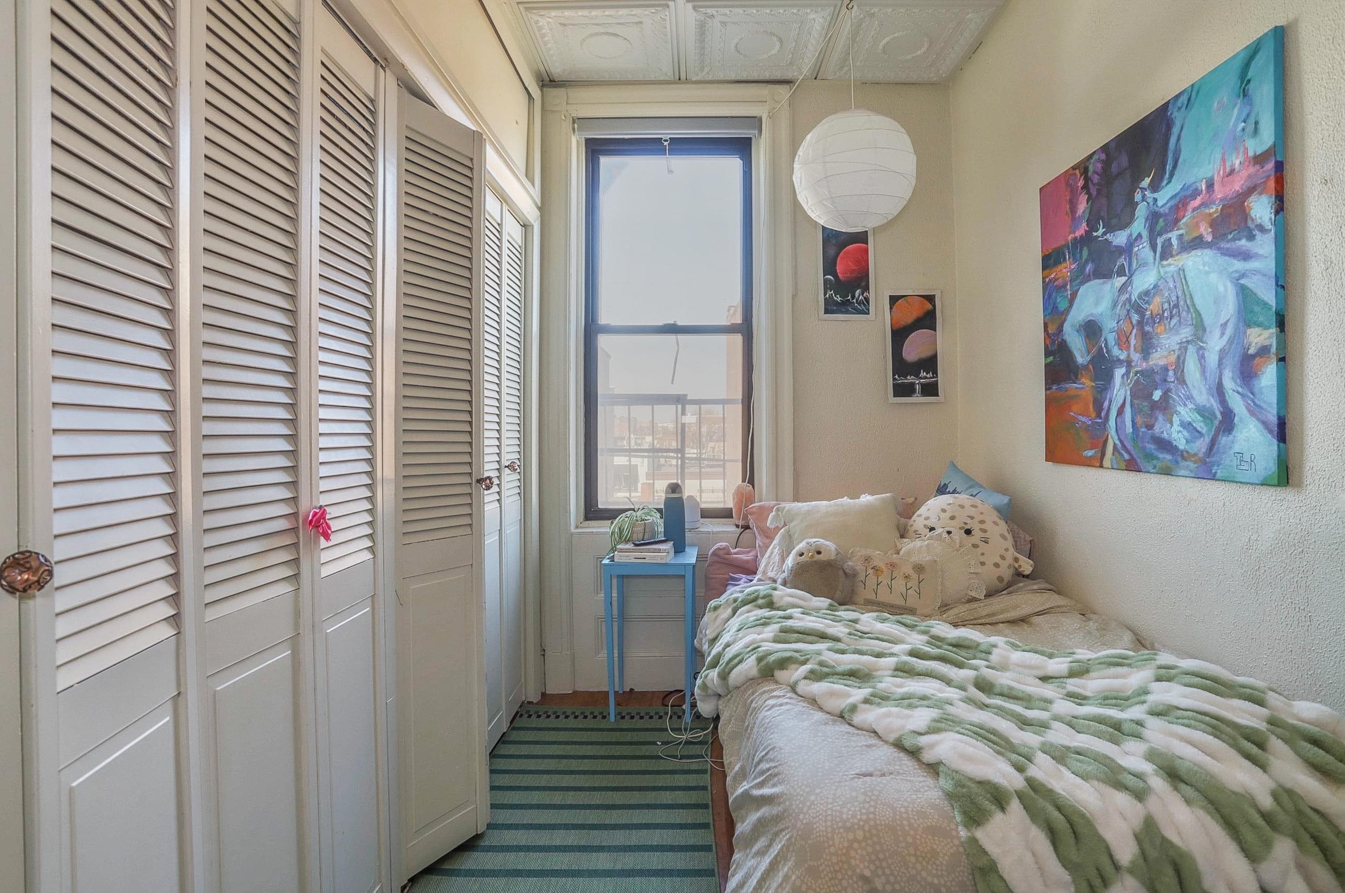 202 HUDSON ST Unit: 9