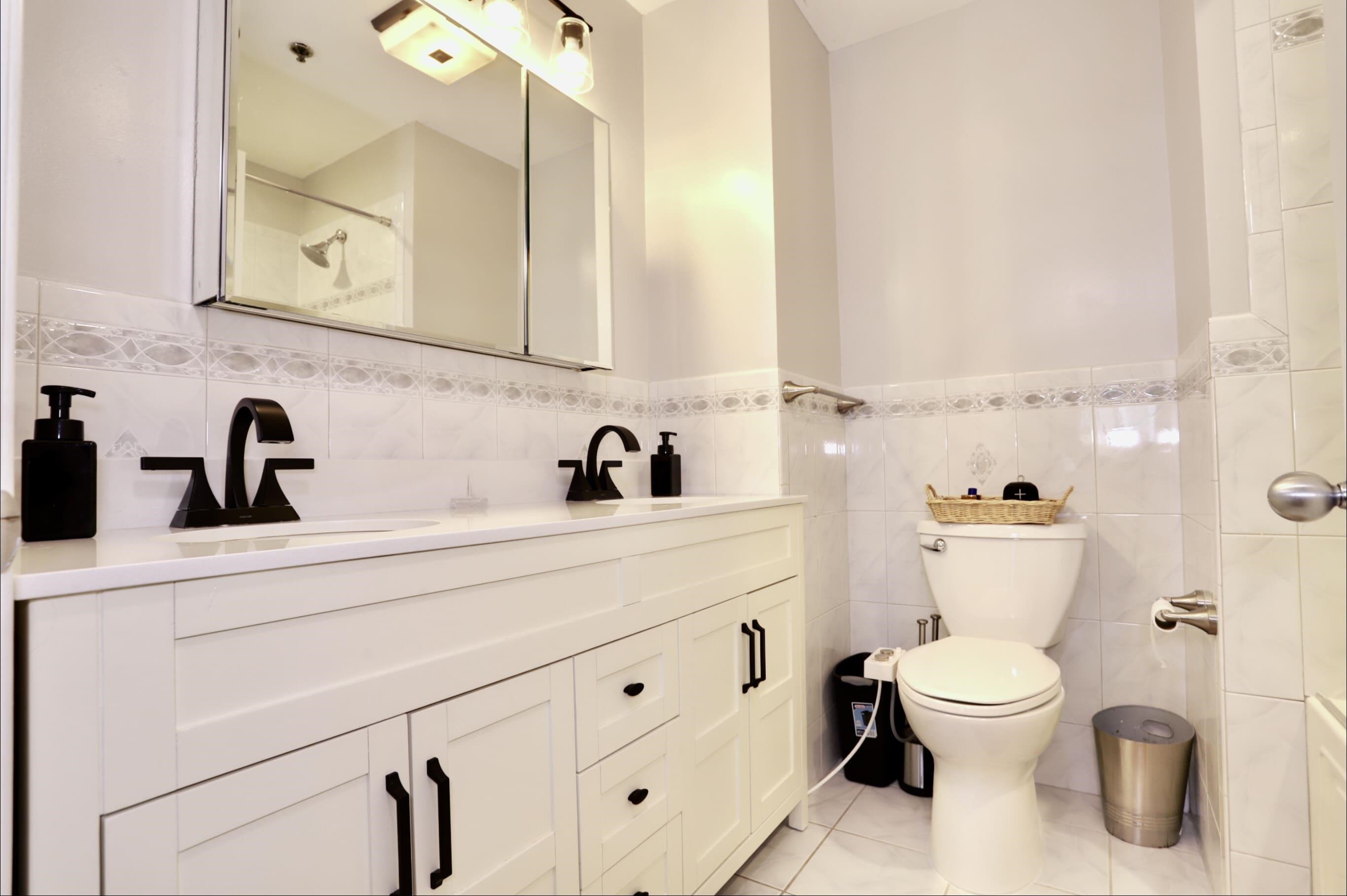 421 JACKSON ST Unit: 1