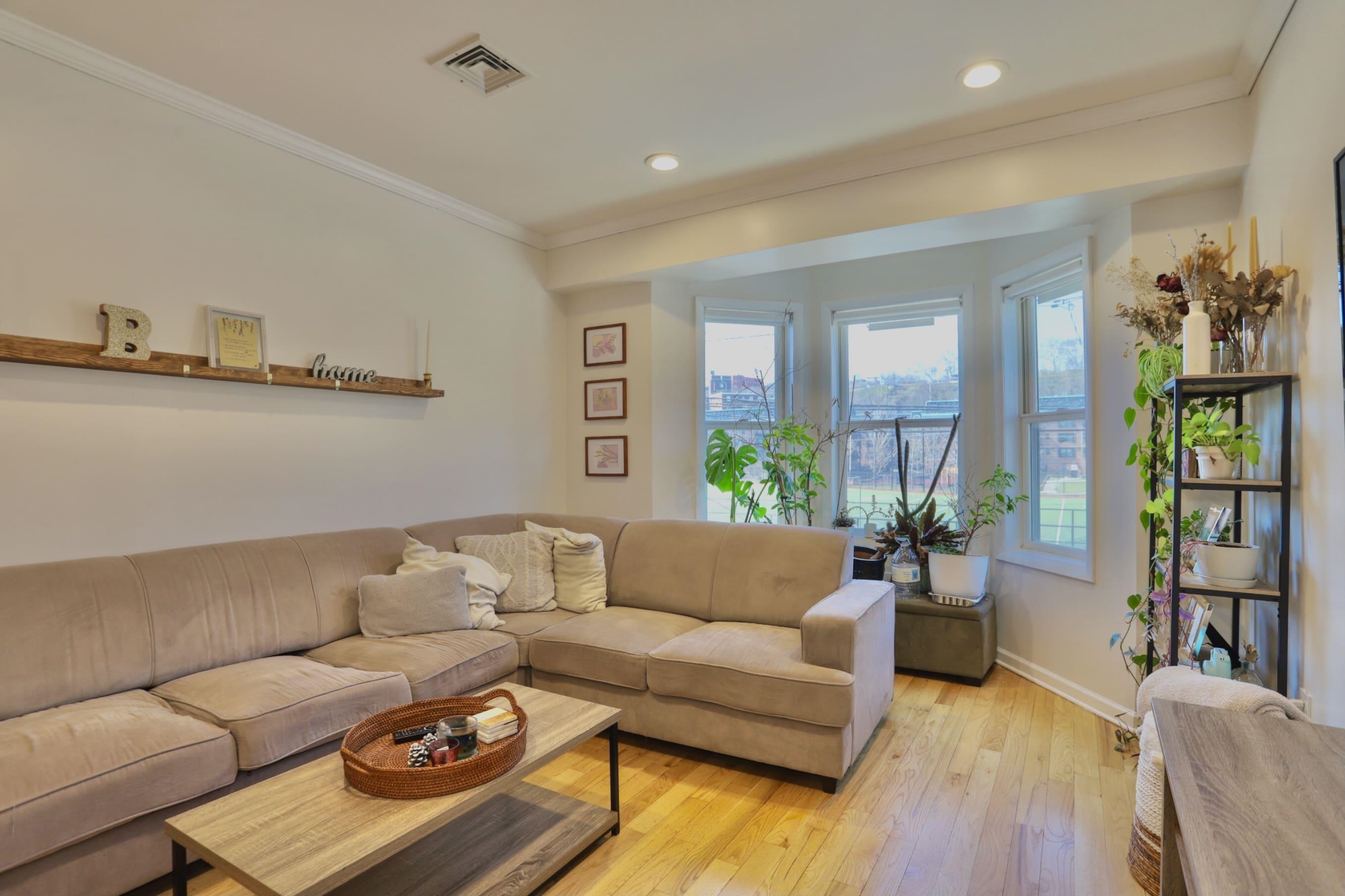 421 JACKSON ST Unit: 1