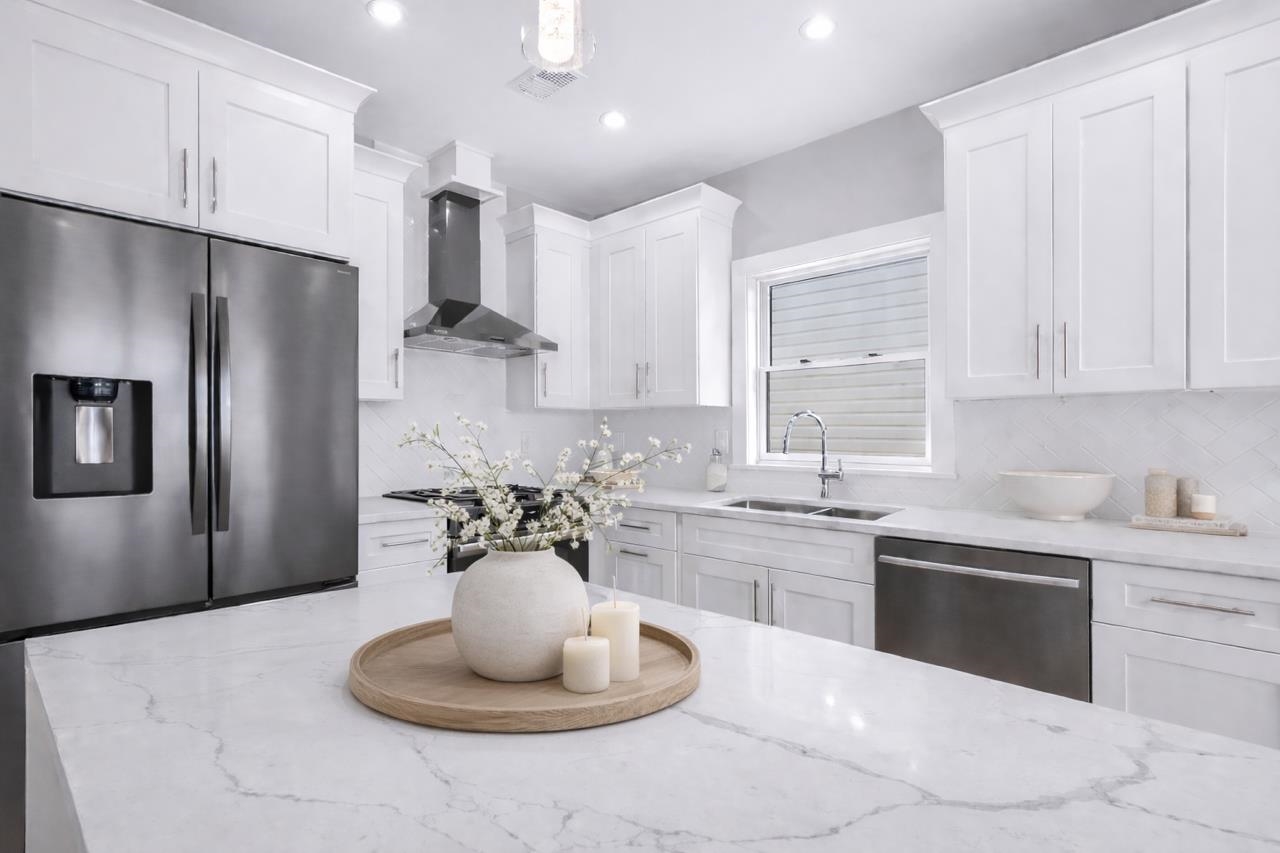 88 WEST 20TH ST Unit: 2