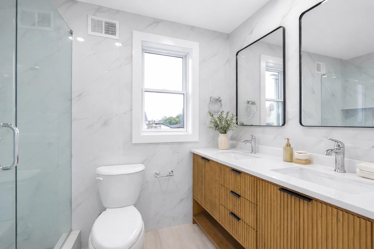 88 WEST 20TH ST Unit: 2