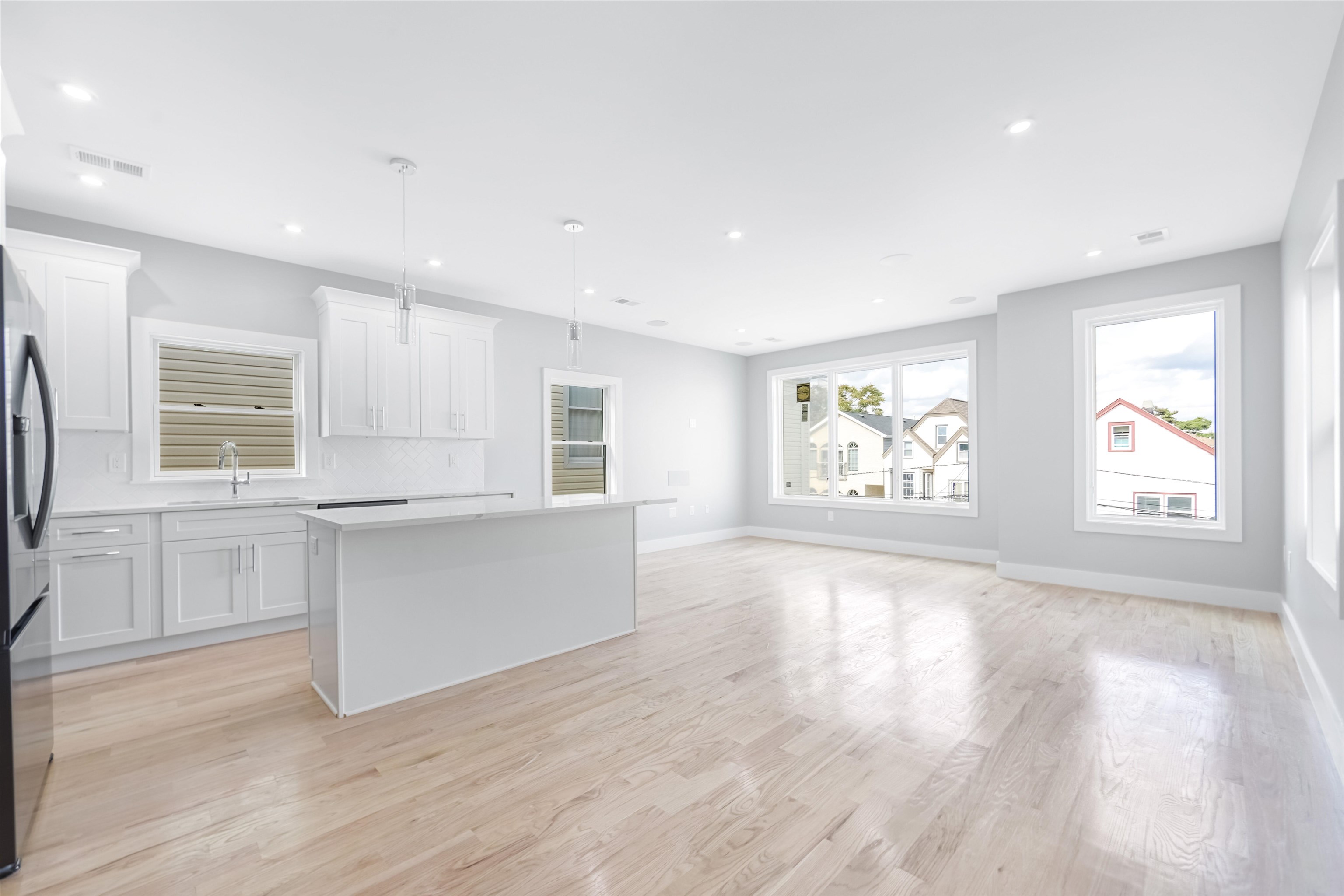 88 WEST 20TH ST Unit: 2