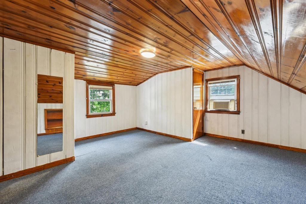 482 SOUTH ELM ST