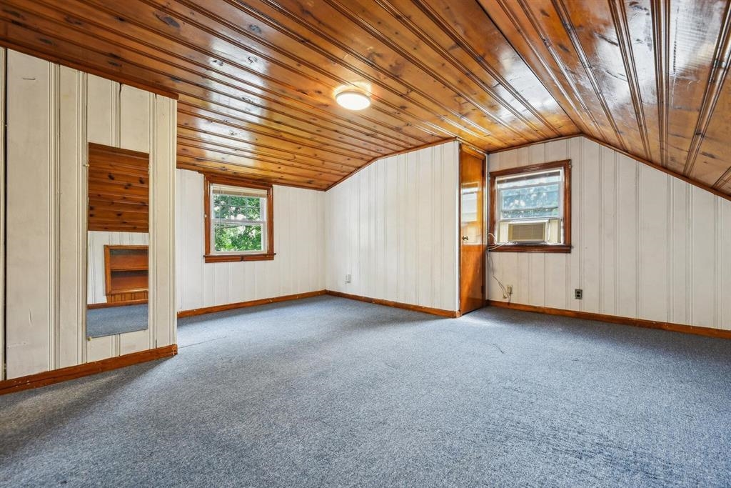 482 SOUTH ELM ST