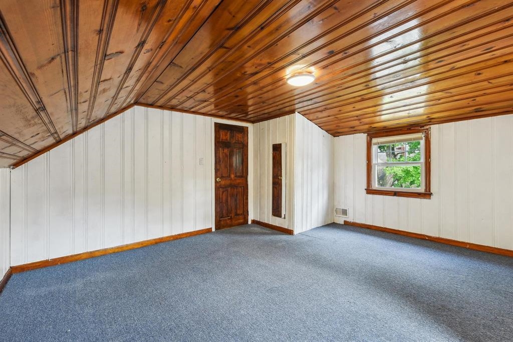 482 SOUTH ELM ST