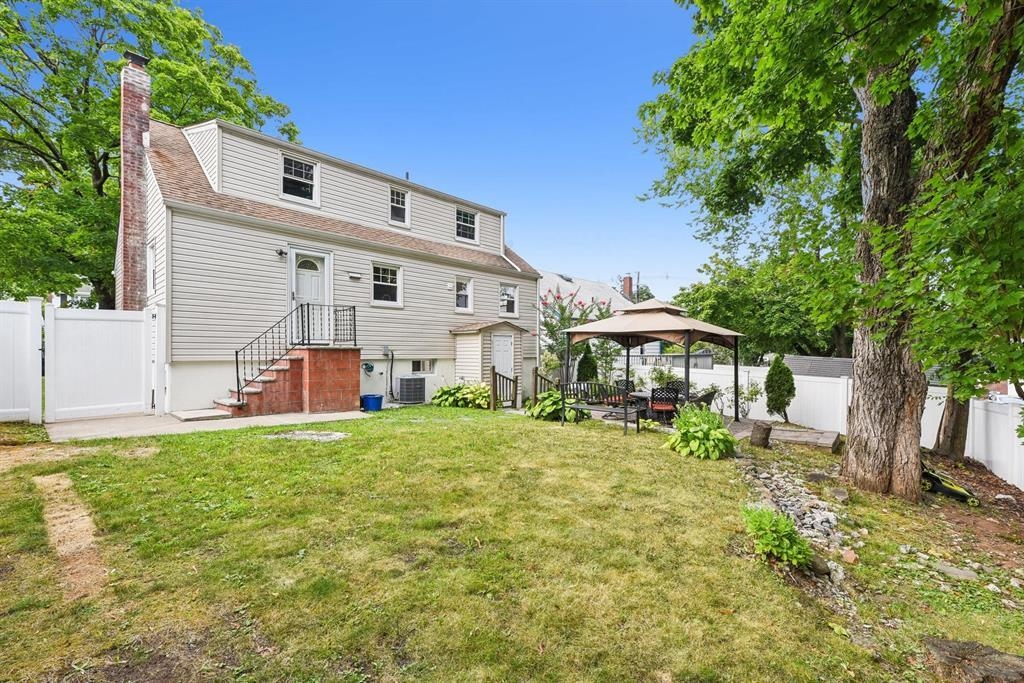 482 SOUTH ELM ST